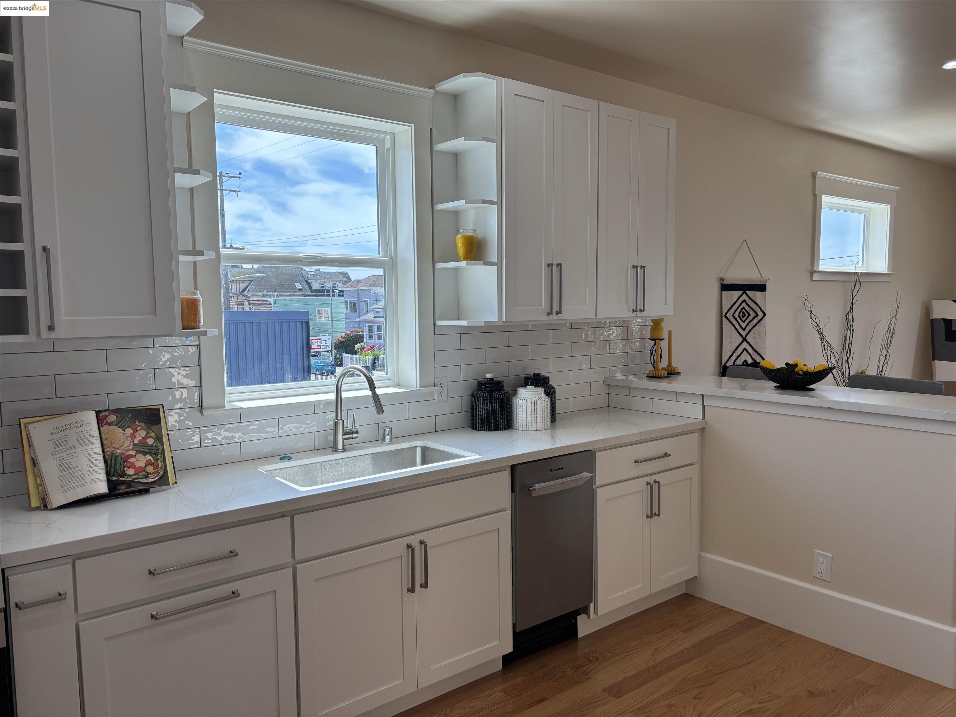 Detail Gallery Image 40 of 59 For 3508 Adeline Street, Oakland,  CA 94608 - – Beds | – Baths