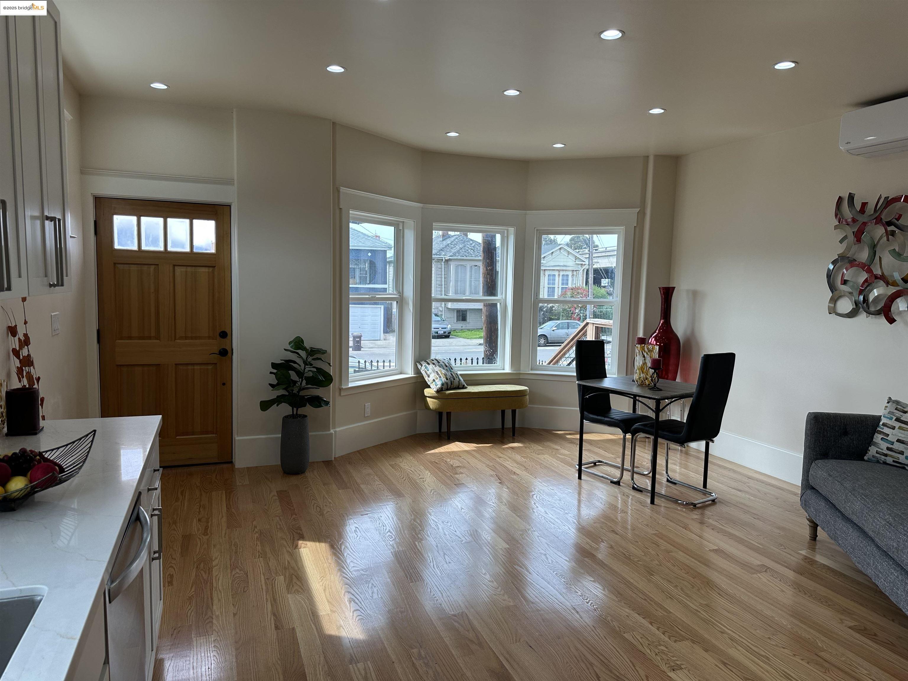Detail Gallery Image 8 of 59 For 3508 Adeline Street, Oakland,  CA 94608 - – Beds | – Baths