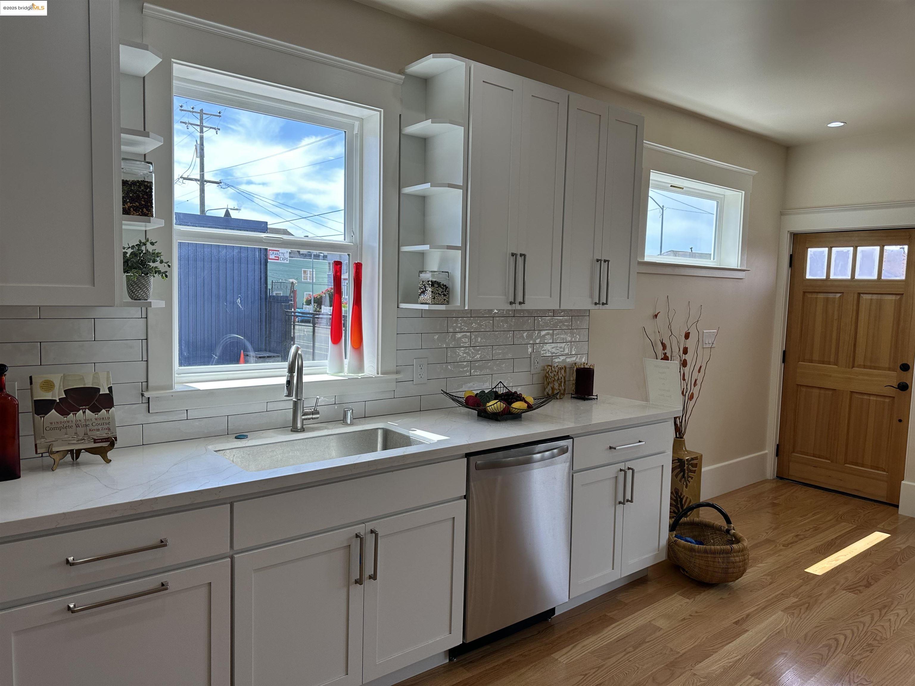 Detail Gallery Image 10 of 59 For 3508 Adeline Street, Oakland,  CA 94608 - – Beds | – Baths