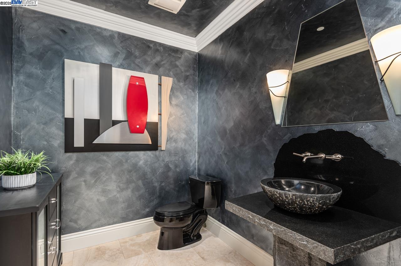 Detail Gallery Image 20 of 57 For 1569 via Di Salerno, Pleasanton,  CA 94566 - 6 Beds | 5/2 Baths
