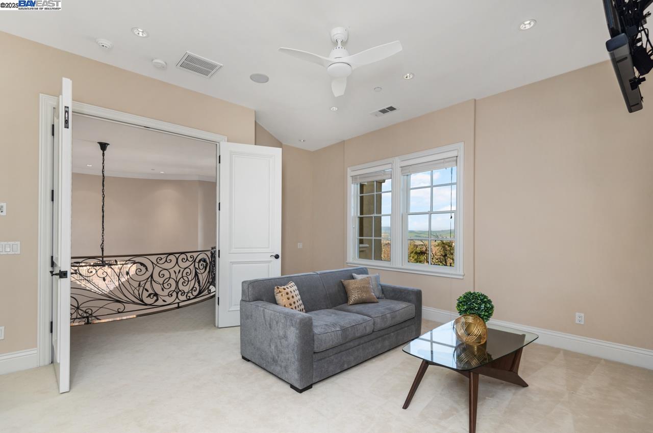 Detail Gallery Image 24 of 57 For 1569 via Di Salerno, Pleasanton,  CA 94566 - 6 Beds | 5/2 Baths