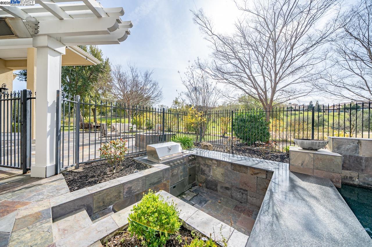 Detail Gallery Image 47 of 57 For 1569 via Di Salerno, Pleasanton,  CA 94566 - 6 Beds | 5/2 Baths