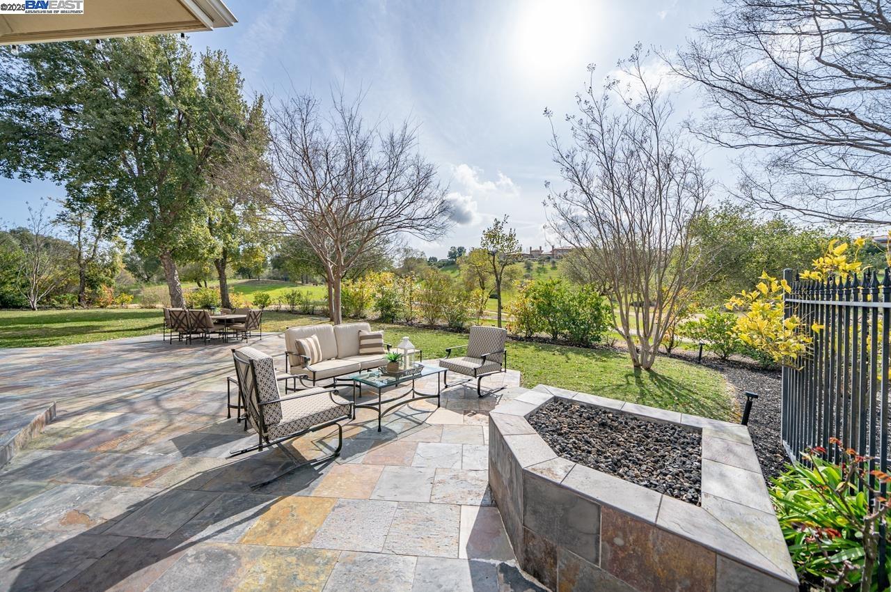 Detail Gallery Image 49 of 57 For 1569 via Di Salerno, Pleasanton,  CA 94566 - 6 Beds | 5/2 Baths