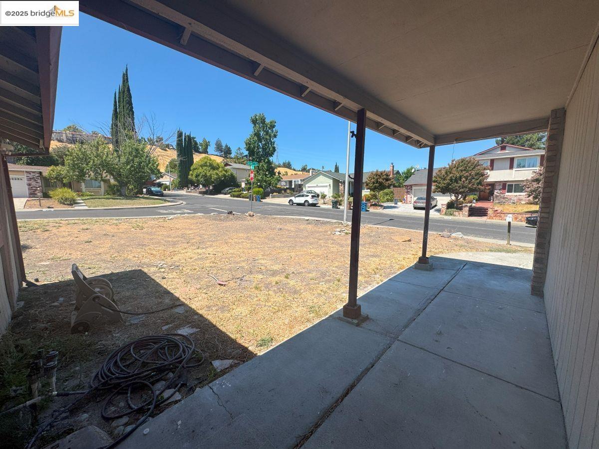 Detail Gallery Image 2 of 46 For 3323 Blythe Dr, Antioch,  CA 94509 - 4 Beds | 2 Baths