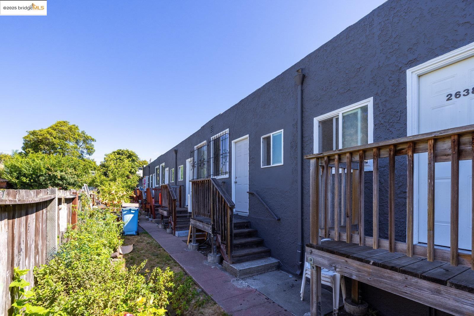 Detail Gallery Image 11 of 23 For 2624 Sacramento St, Berkeley,  CA 94702 - – Beds | – Baths