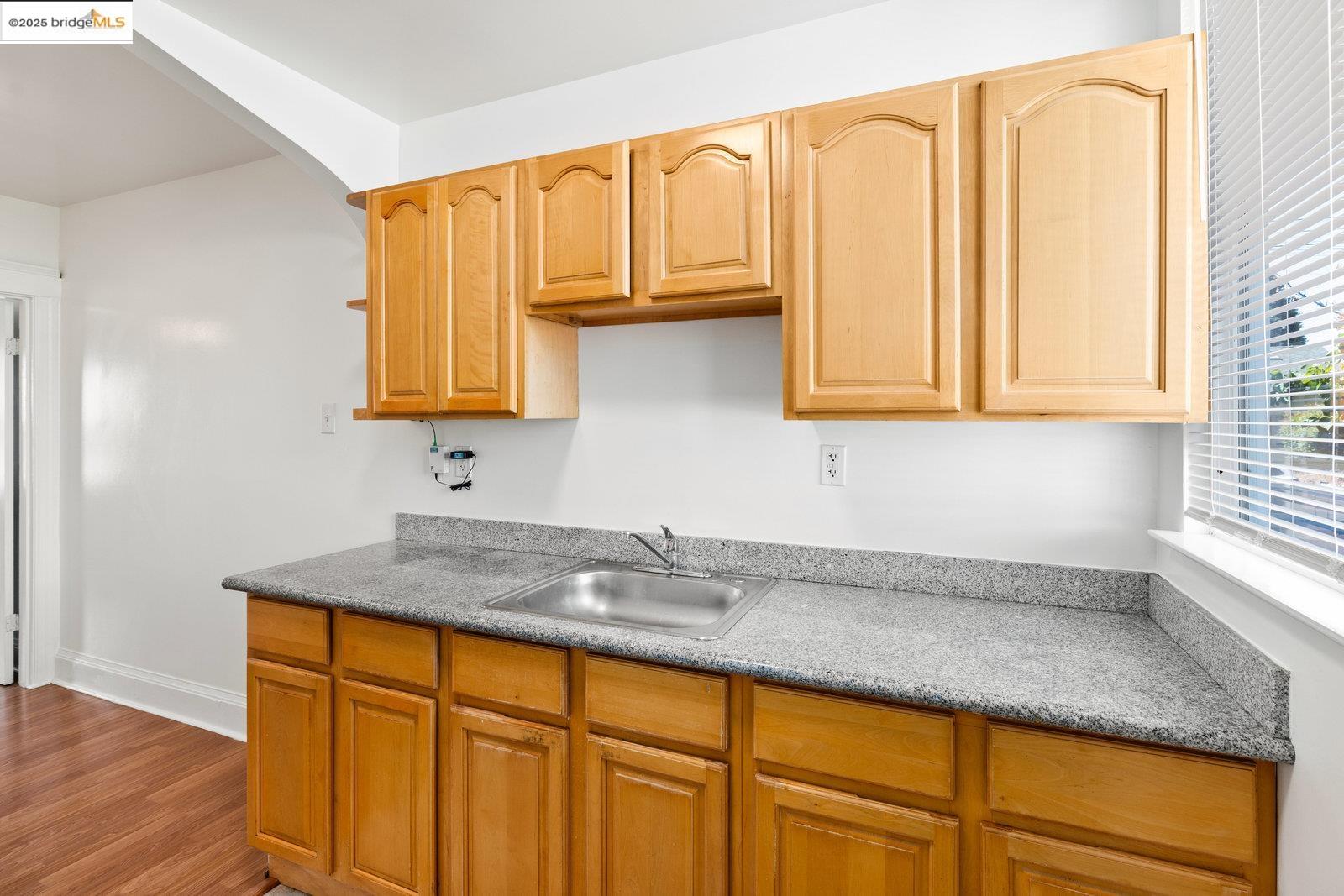 Detail Gallery Image 19 of 23 For 2624 Sacramento St, Berkeley,  CA 94702 - – Beds | – Baths