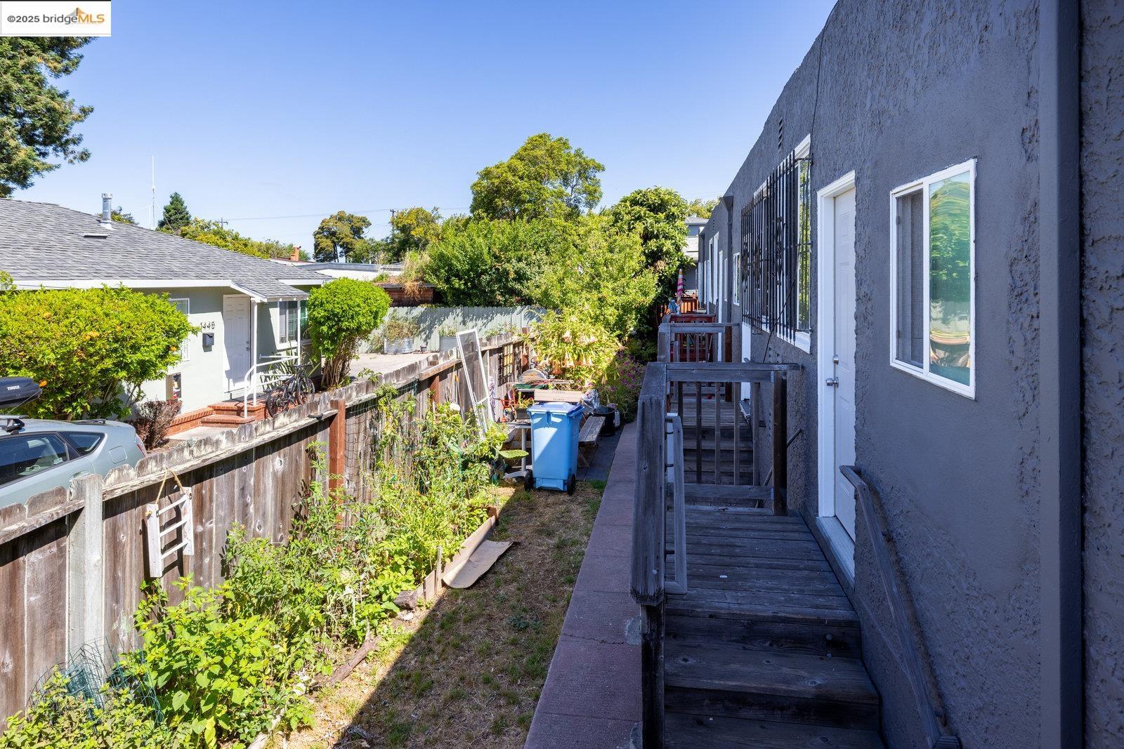Detail Gallery Image 8 of 23 For 2624 Sacramento St, Berkeley,  CA 94702 - – Beds | – Baths