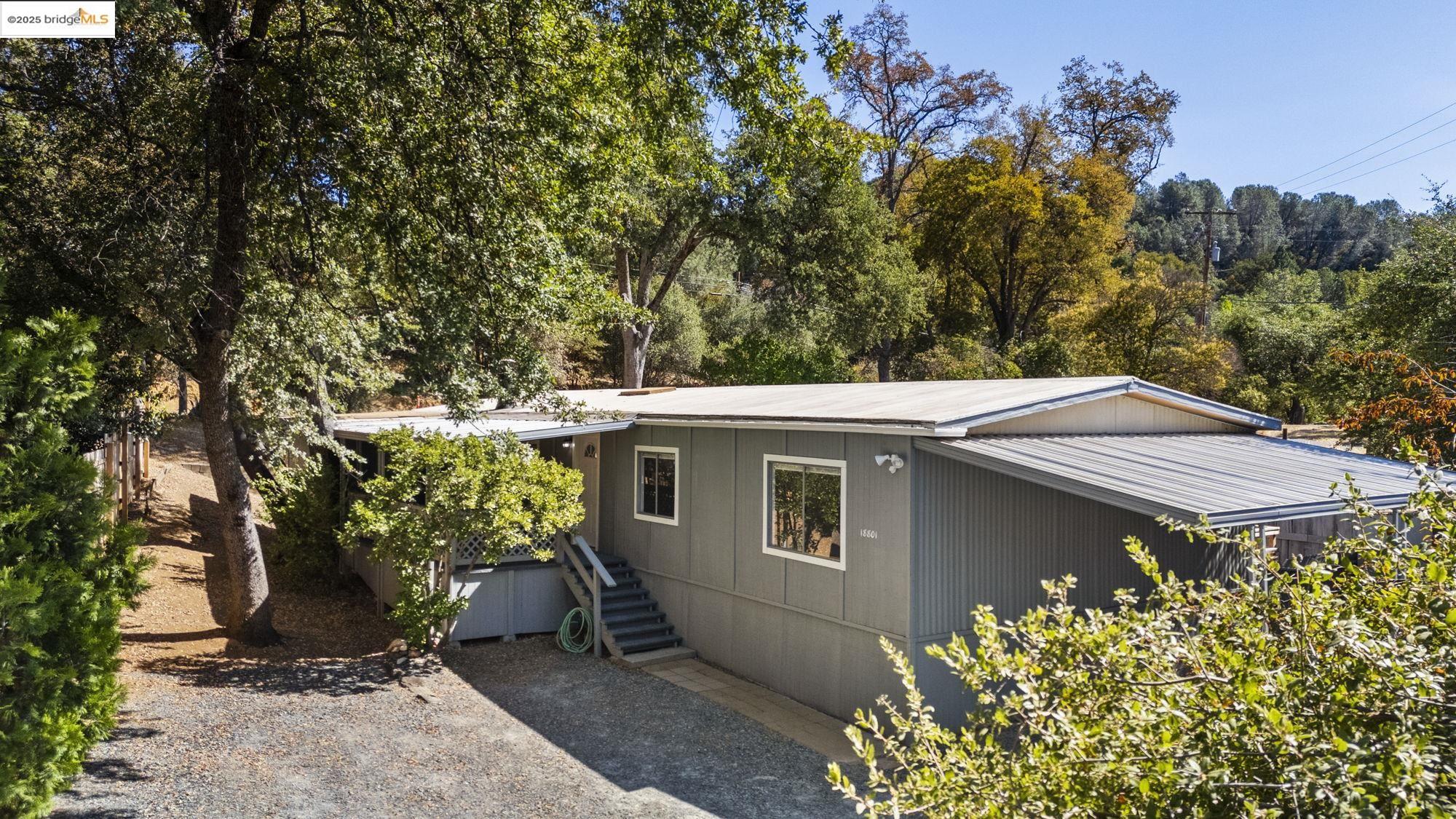 Detail Gallery Image 32 of 38 For 18801 Chabroullian Ln, Jamestown,  CA 95327 - 4 Beds | 2 Baths
