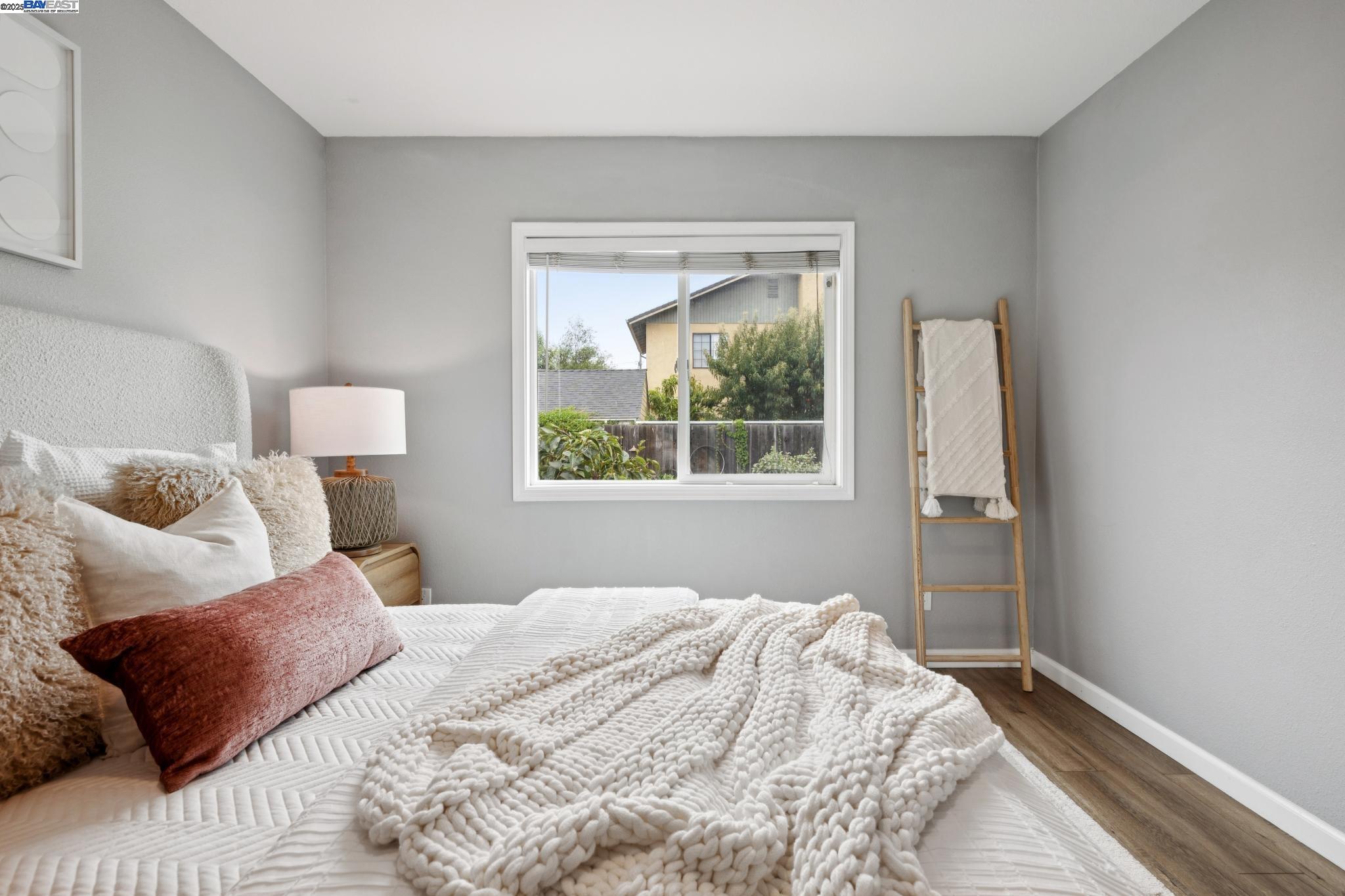 Detail Gallery Image 26 of 47 For 332 W Broadmoor Blvd, San Leandro,  CA 94577 - 3 Beds | 2 Baths