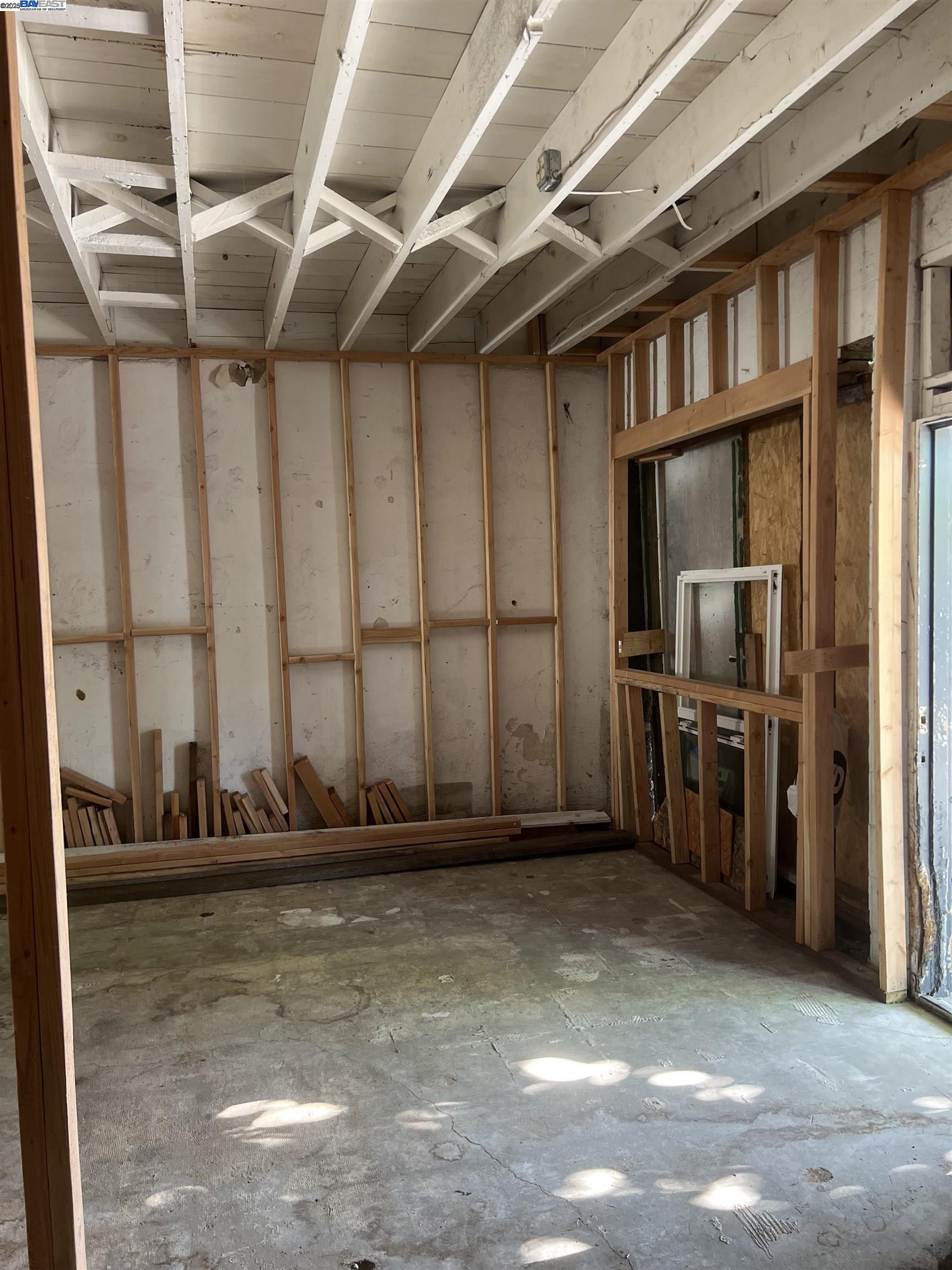 Detail Gallery Image 8 of 14 For 128 Tuolumne St, Vallejo,  CA 94590 - 2 Beds | 1 Baths