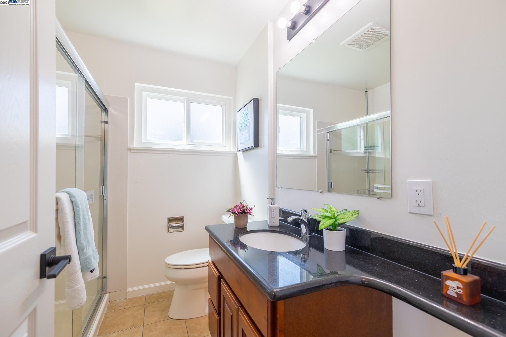 Detail Gallery Image 29 of 58 For 27830 Thackeray Ave, Hayward,  CA 94544 - 3 Beds | 2 Baths