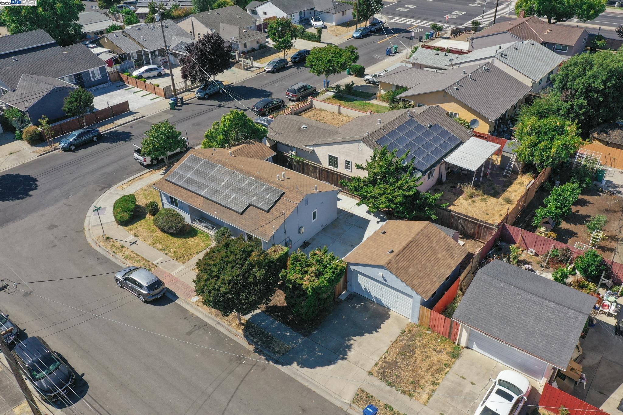 Detail Gallery Image 5 of 58 For 27830 Thackeray Ave, Hayward,  CA 94544 - 3 Beds | 2 Baths