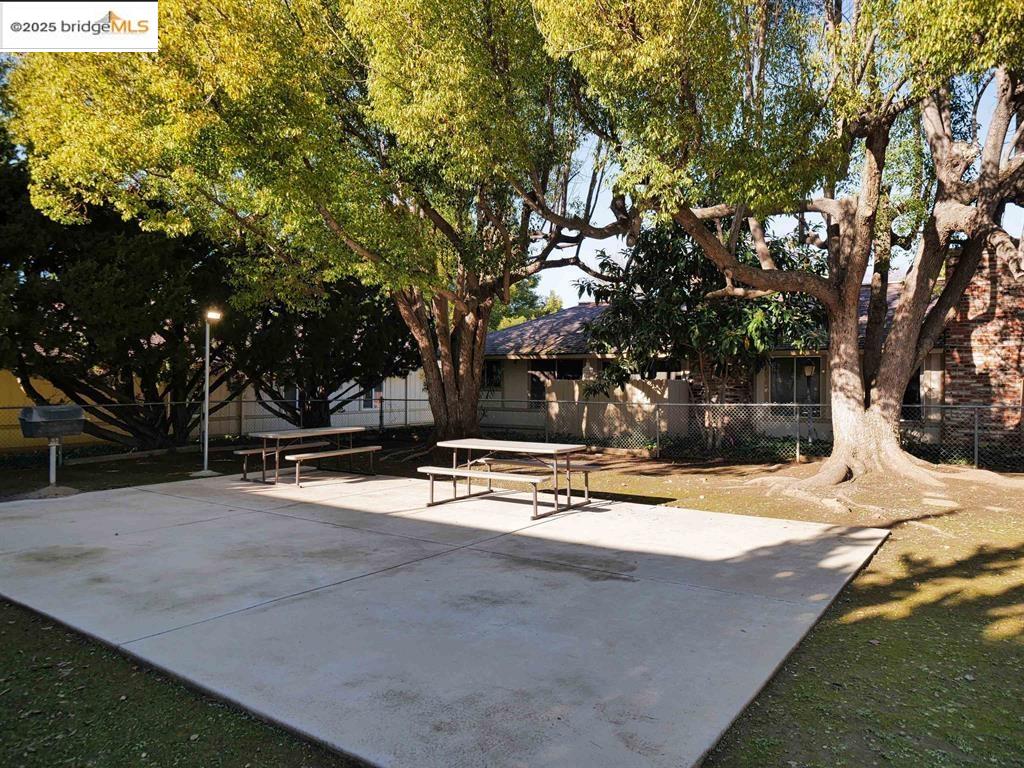Photo #12: 41108528 Listing: Photo #12