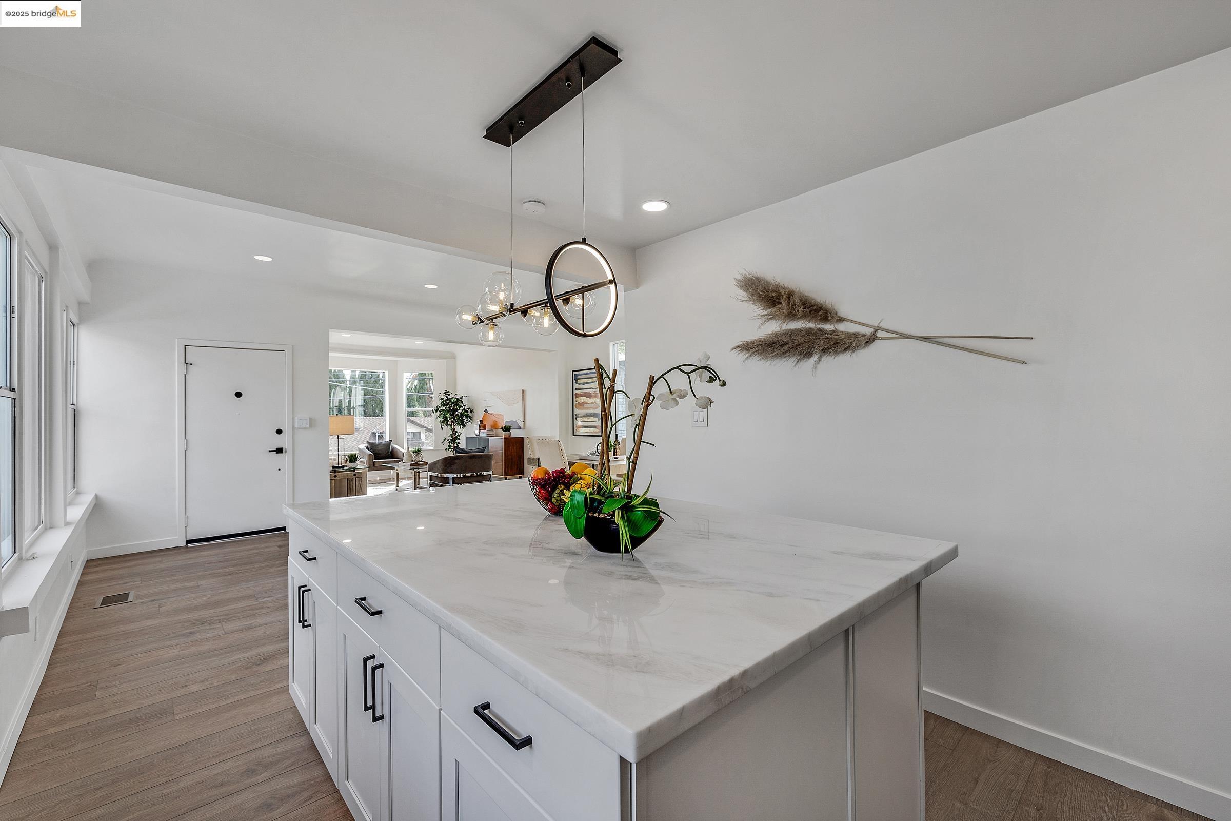 Detail Gallery Image 12 of 36 For 4730 Melrose Ave, Oakland,  CA 94601 - 2 Beds | 1 Baths