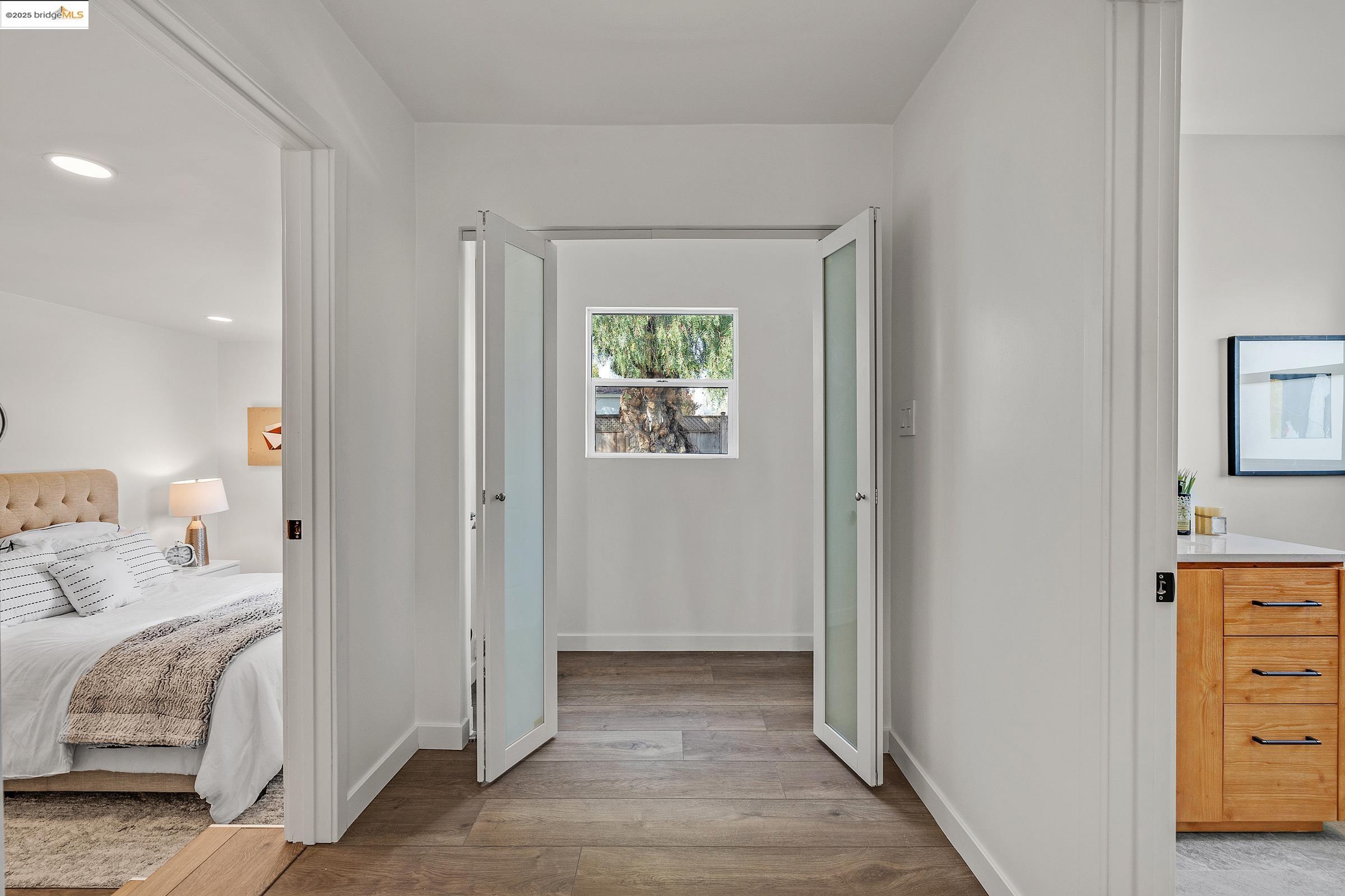 Detail Gallery Image 14 of 36 For 4730 Melrose Ave, Oakland,  CA 94601 - 2 Beds | 1 Baths