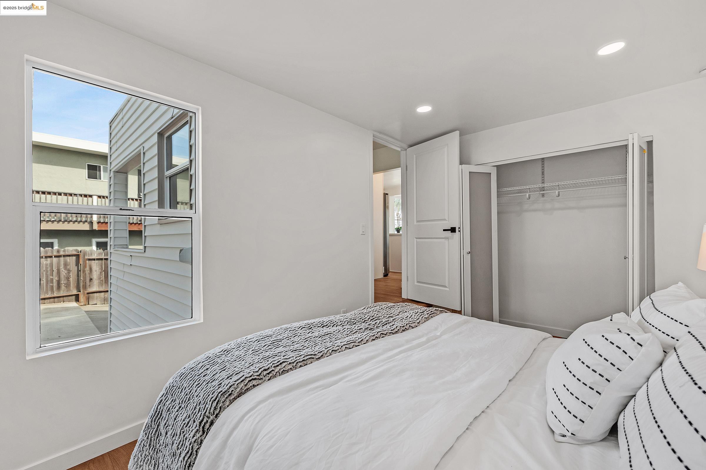 Detail Gallery Image 17 of 36 For 4730 Melrose Ave, Oakland,  CA 94601 - 2 Beds | 1 Baths