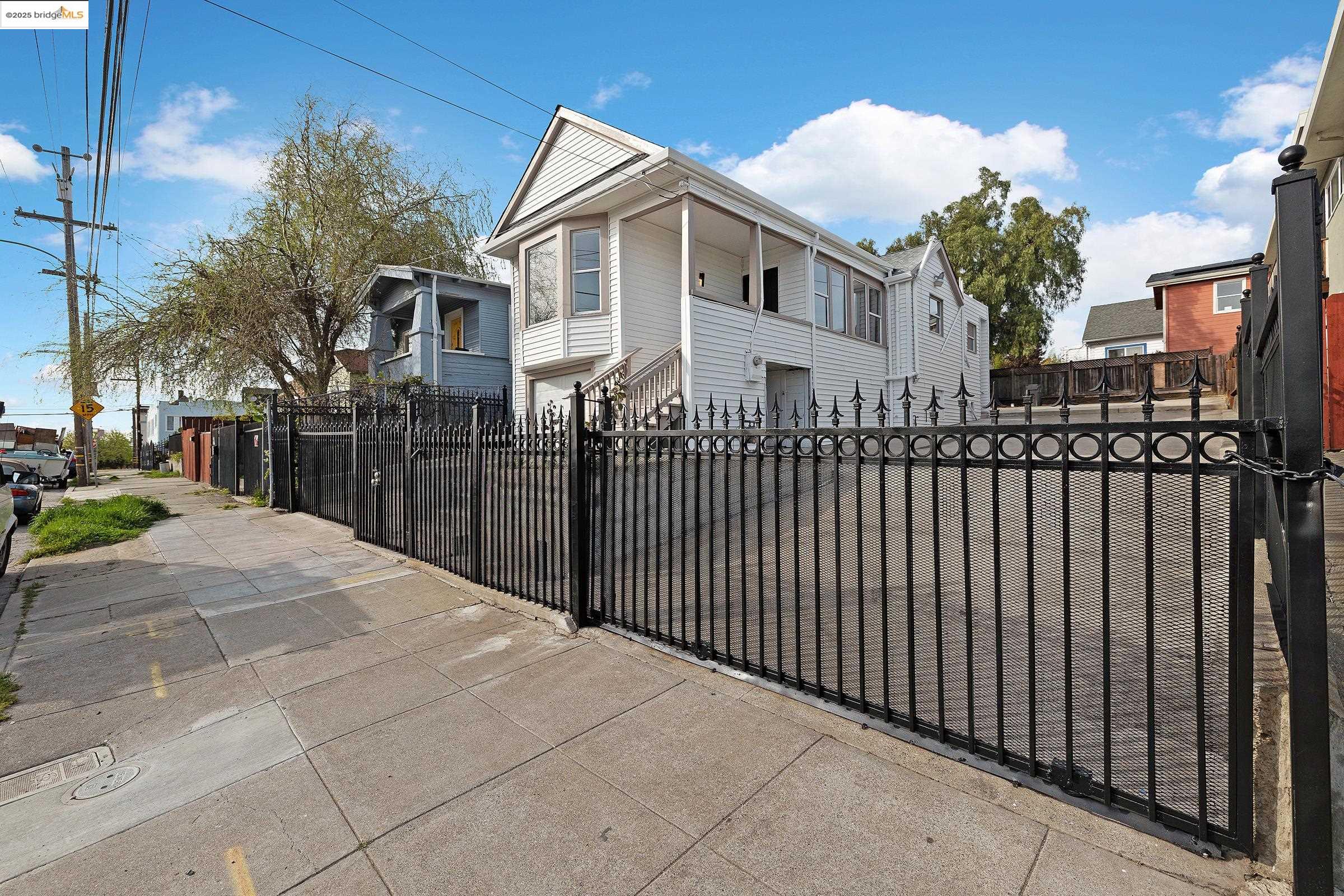 Detail Gallery Image 35 of 36 For 4730 Melrose Ave, Oakland,  CA 94601 - 2 Beds | 1 Baths