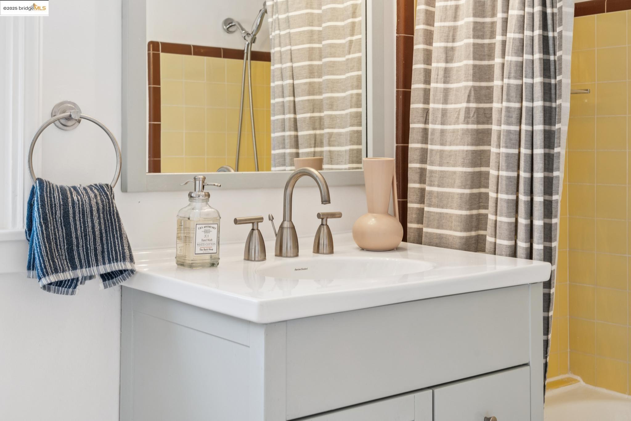 Detail Gallery Image 33 of 51 For 1736 Santa Clara St, Richmond,  CA 94804 - 2 Beds | 1 Baths