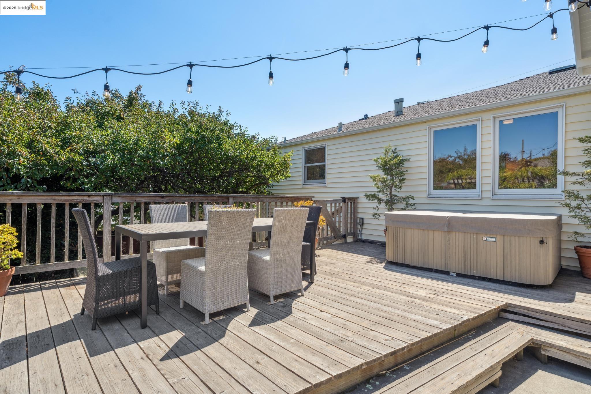Detail Gallery Image 40 of 51 For 1736 Santa Clara St, Richmond,  CA 94804 - 2 Beds | 1 Baths