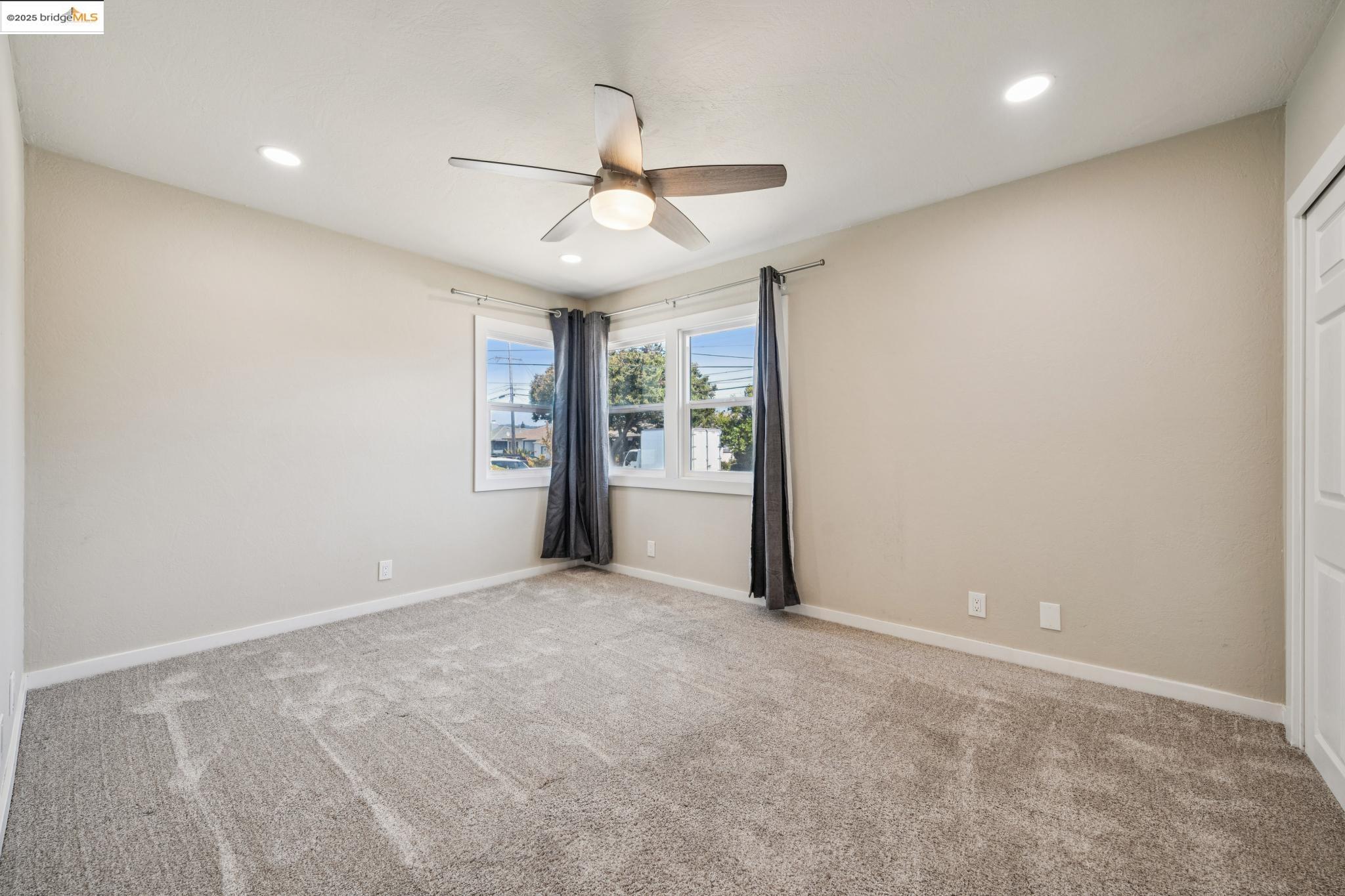Detail Gallery Image 19 of 33 For 17761 via Arriba, San Lorenzo,  CA 94580 - 3 Beds | 1 Baths