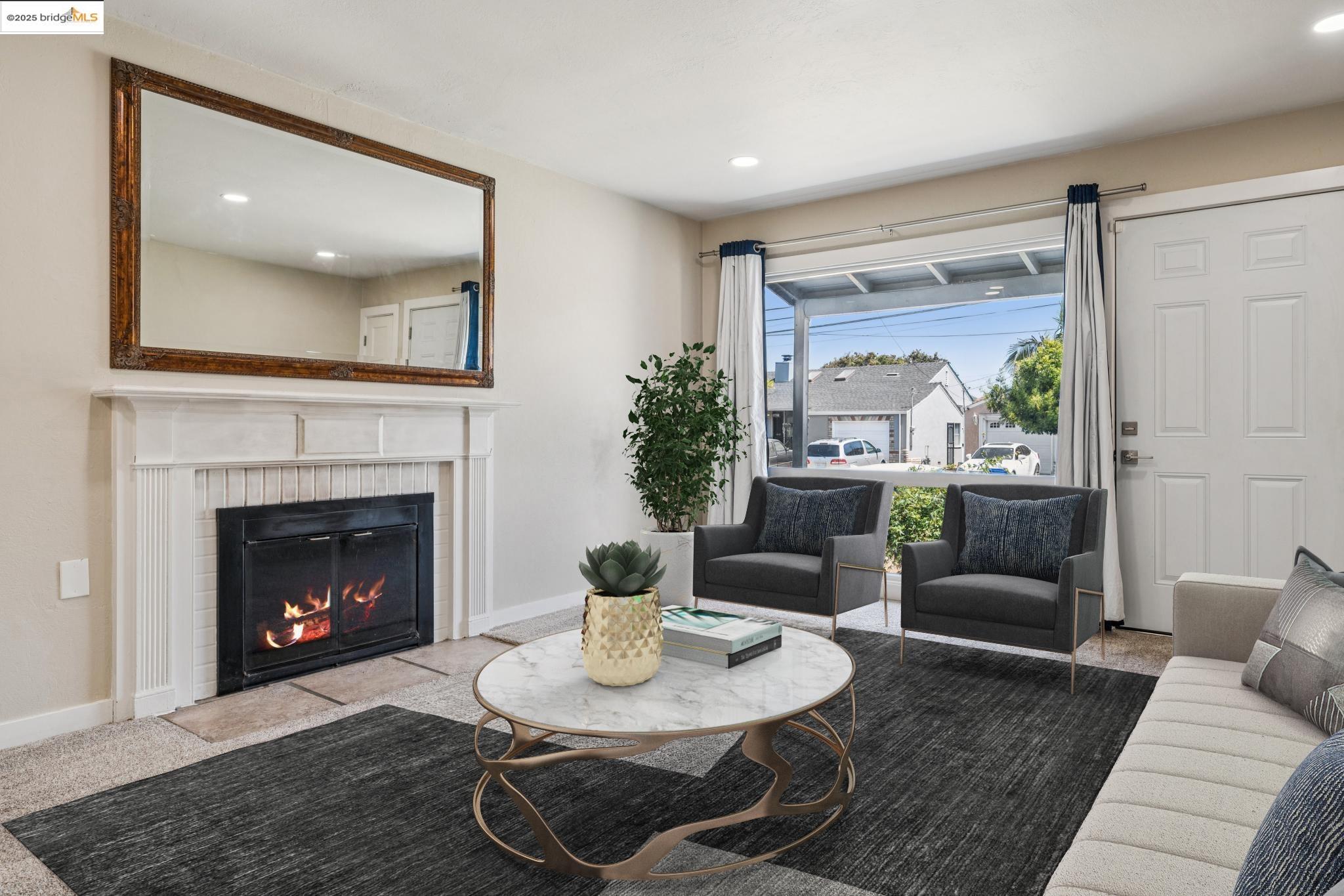 Detail Gallery Image 5 of 33 For 17761 via Arriba, San Lorenzo,  CA 94580 - 3 Beds | 1 Baths