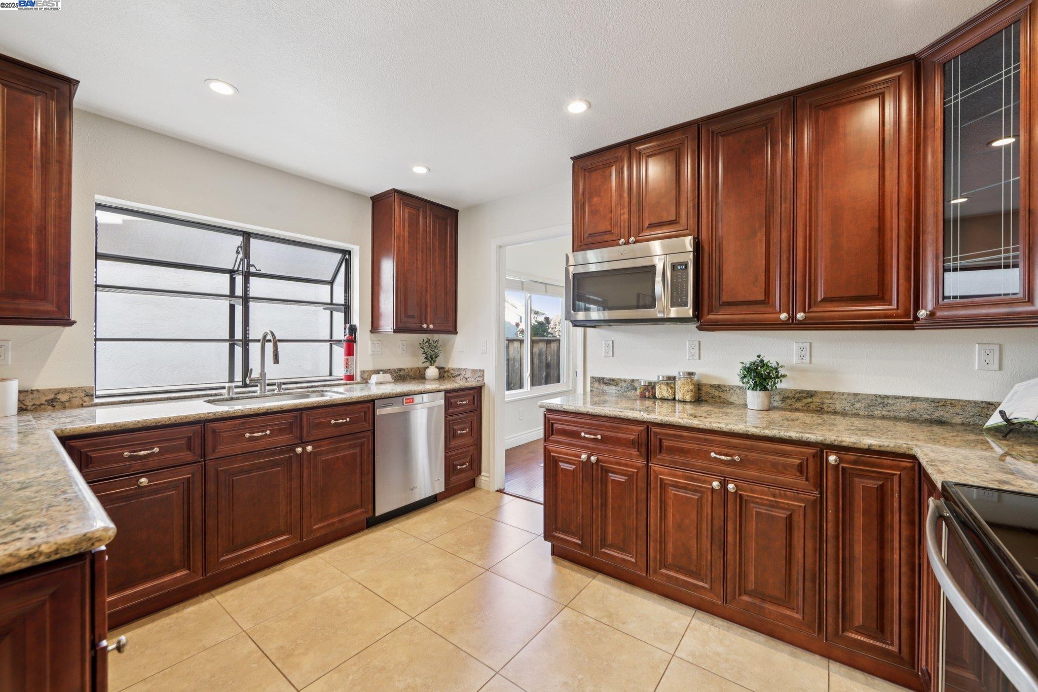 Detail Gallery Image 18 of 52 For 57 Trailview Ct, San Ramon,  CA 94583 - 4 Beds | 2 Baths