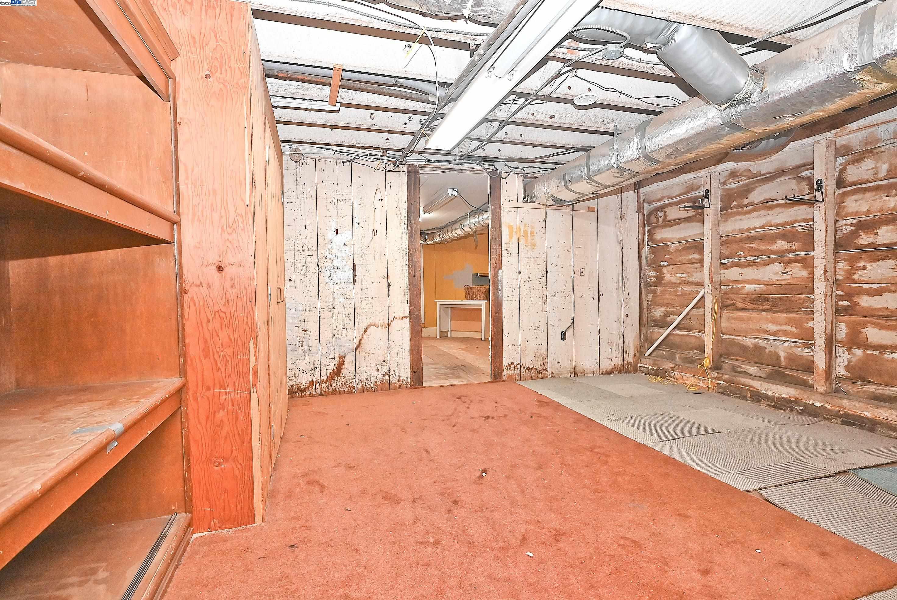 Detail Gallery Image 20 of 28 For 1613 Union St, Alameda,  CA 94501 - 2 Beds | 1 Baths