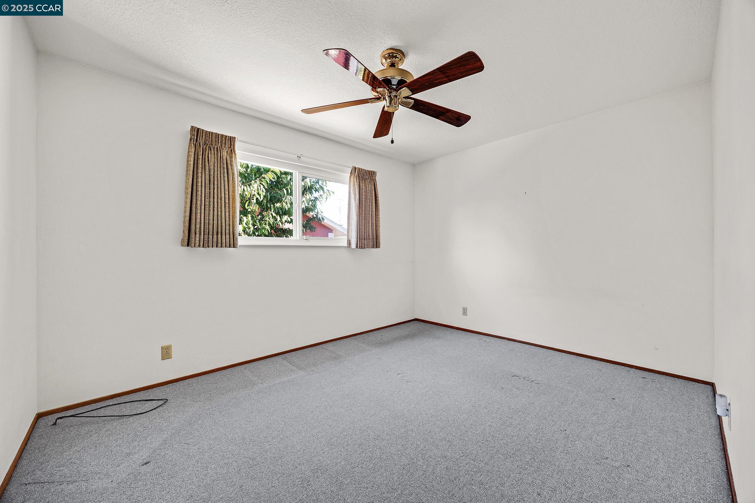 Detail Gallery Image 18 of 33 For 941 Kittery Way, Pinole,  CA 94564 - 4 Beds | 2 Baths