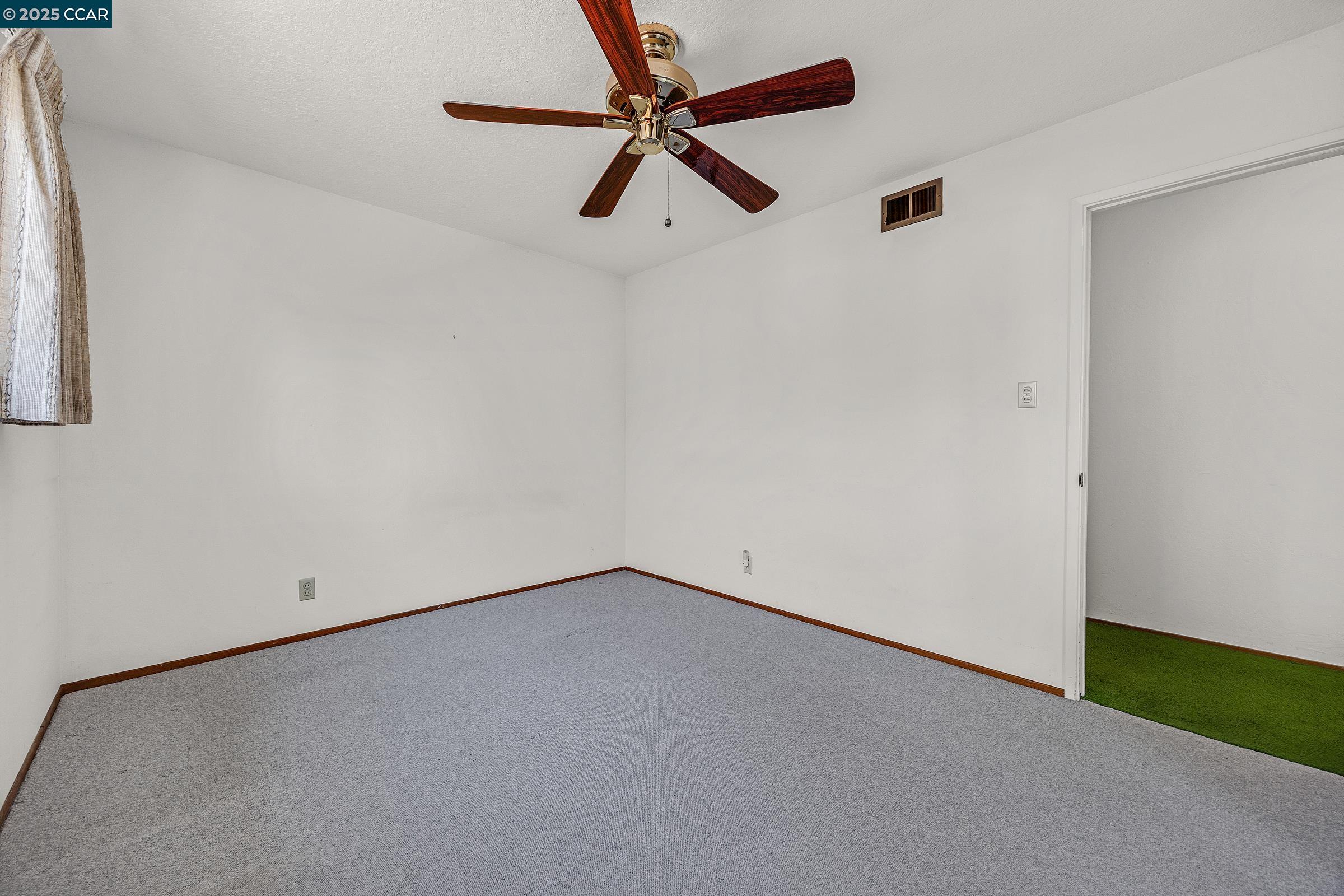 Detail Gallery Image 19 of 33 For 941 Kittery Way, Pinole,  CA 94564 - 4 Beds | 2 Baths