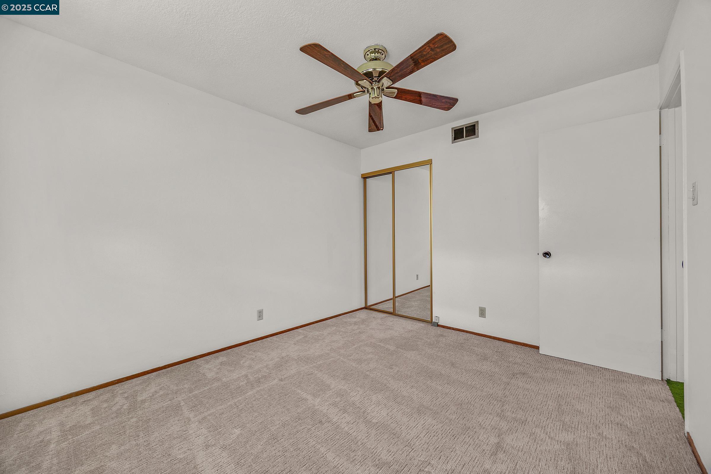 Detail Gallery Image 23 of 33 For 941 Kittery Way, Pinole,  CA 94564 - 4 Beds | 2 Baths