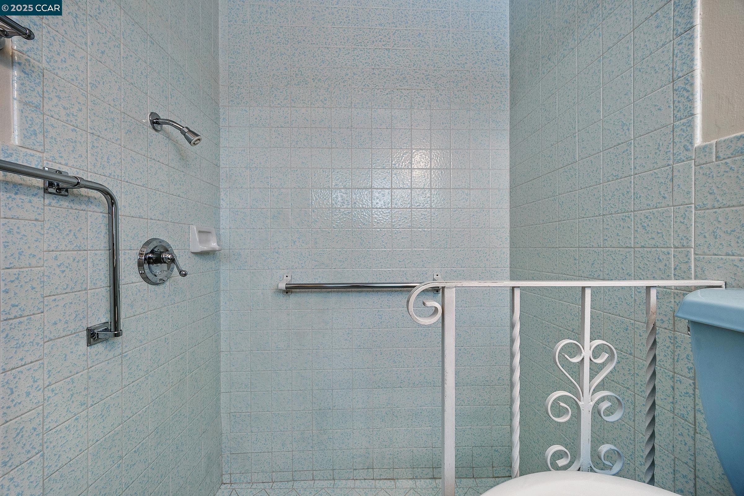Detail Gallery Image 28 of 33 For 941 Kittery Way, Pinole,  CA 94564 - 4 Beds | 2 Baths