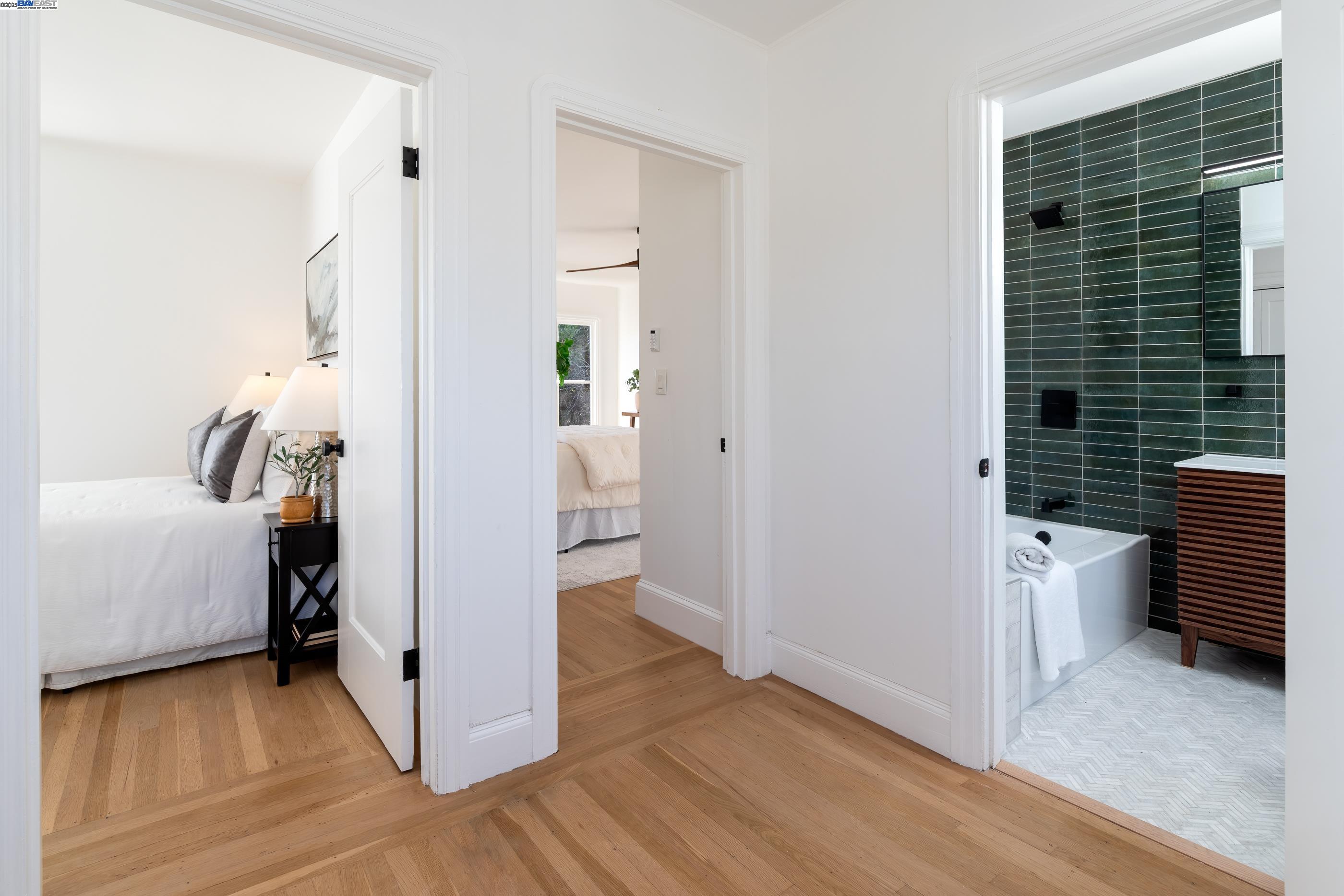 Detail Gallery Image 22 of 42 For 1146 Excelsior, Oakland,  CA 94610 - 3 Beds | 3 Baths