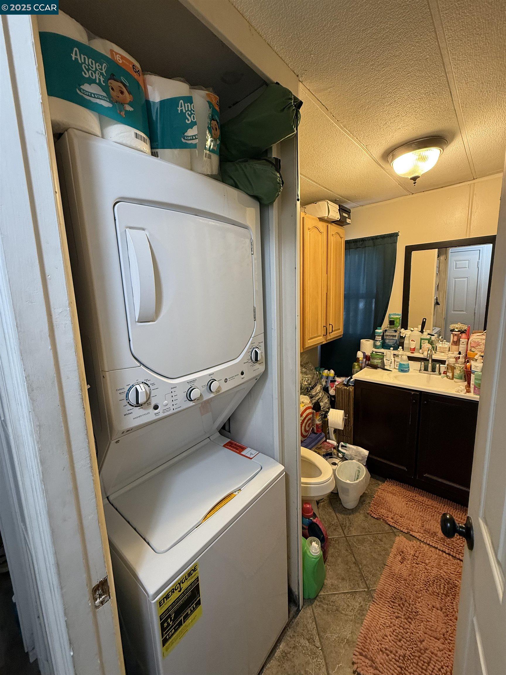 Detail Gallery Image 5 of 5 For 1526 Willow Pass Road #1,  Pittsburg,  CA 94565 - 1 Beds | 1 Baths
