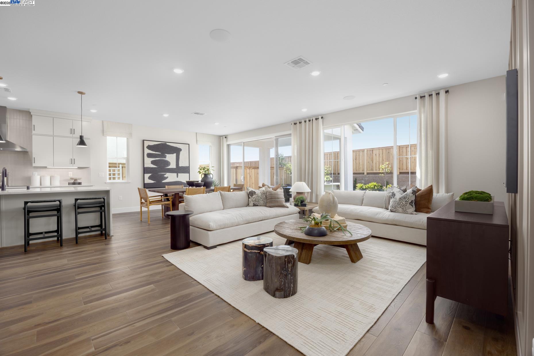 Detail Gallery Image 12 of 20 For 373 E Gobind Blvd, Mountain House,  CA 95391 - 5 Beds | 3/1 Baths
