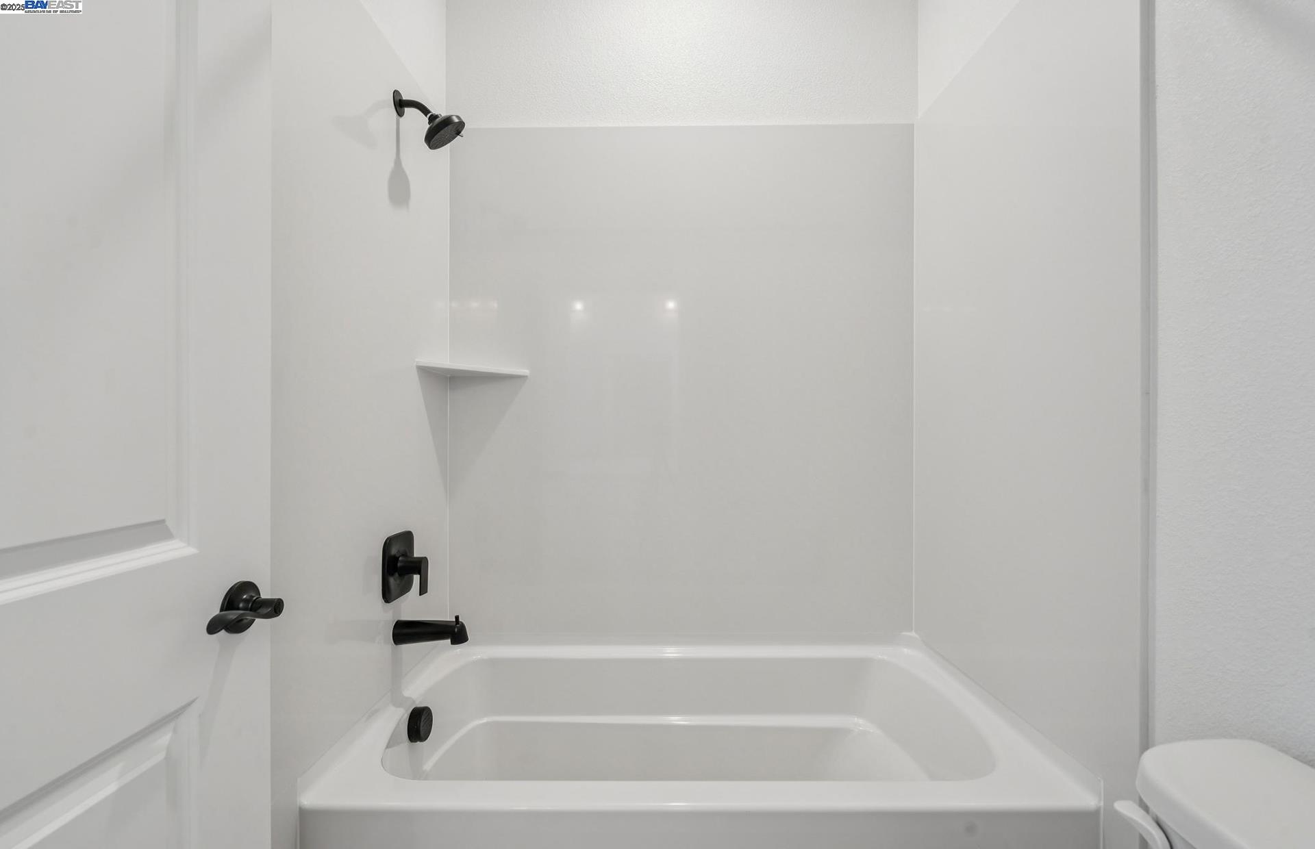 Detail Gallery Image 19 of 43 For 373 E Gobind Blvd, Mountain House,  CA 95391 - 5 Beds | 3/1 Baths