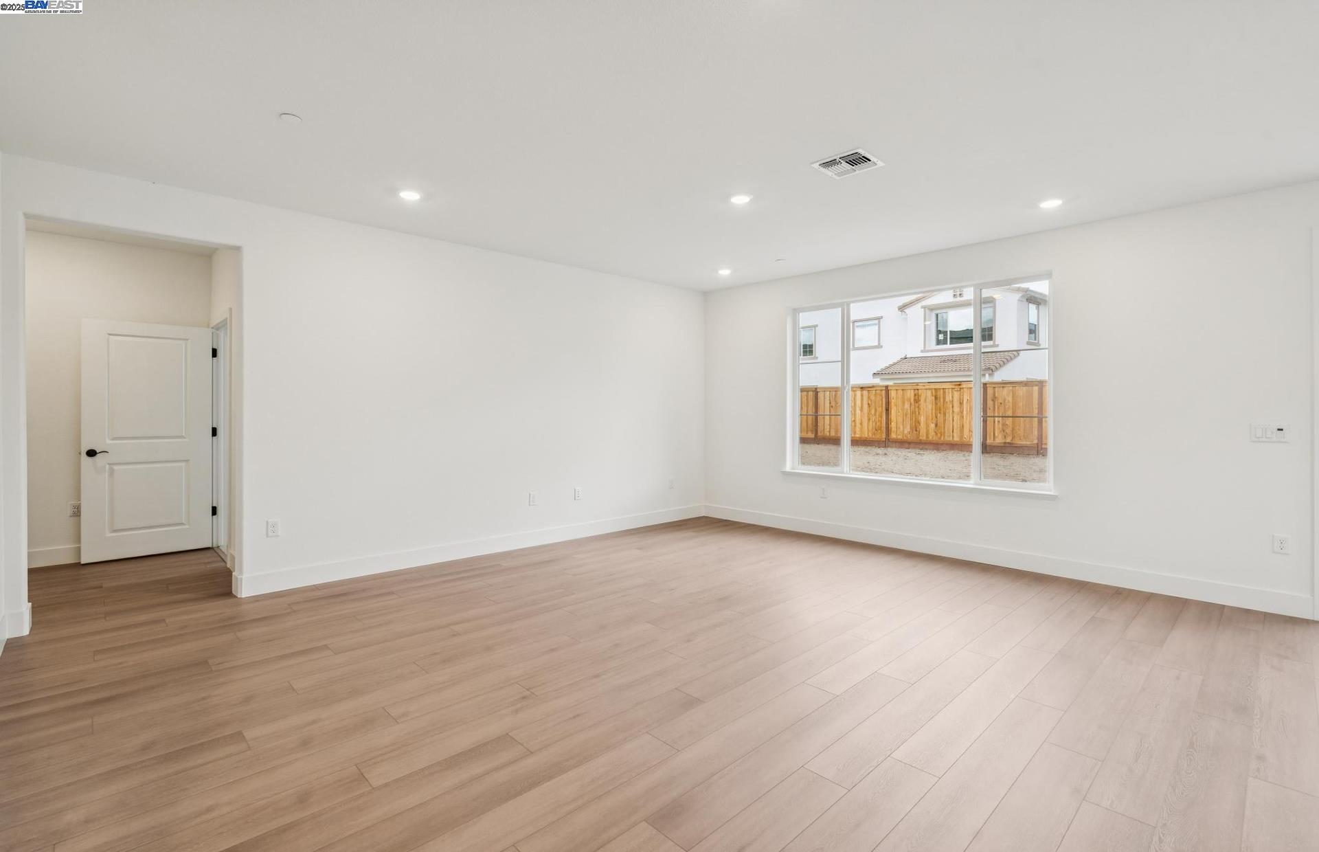 Detail Gallery Image 33 of 43 For 373 E Gobind Blvd, Mountain House,  CA 95391 - 5 Beds | 3/1 Baths