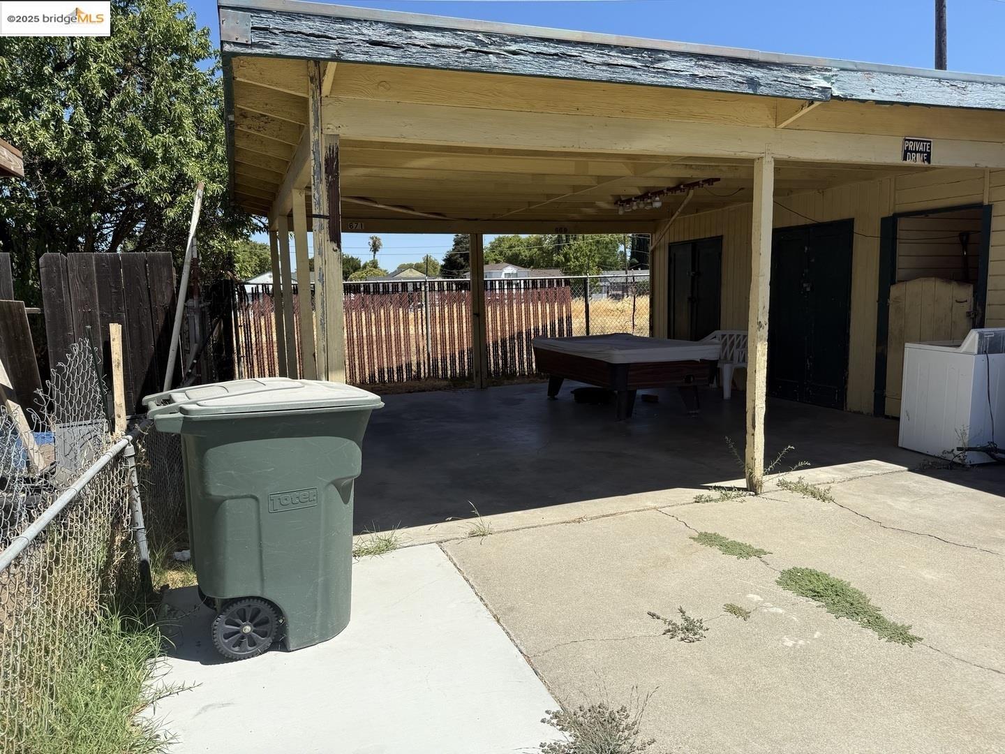Detail Gallery Image 4 of 8 For 669 Carpino Ave, Pittsburg,  CA 94565 - – Beds | – Baths