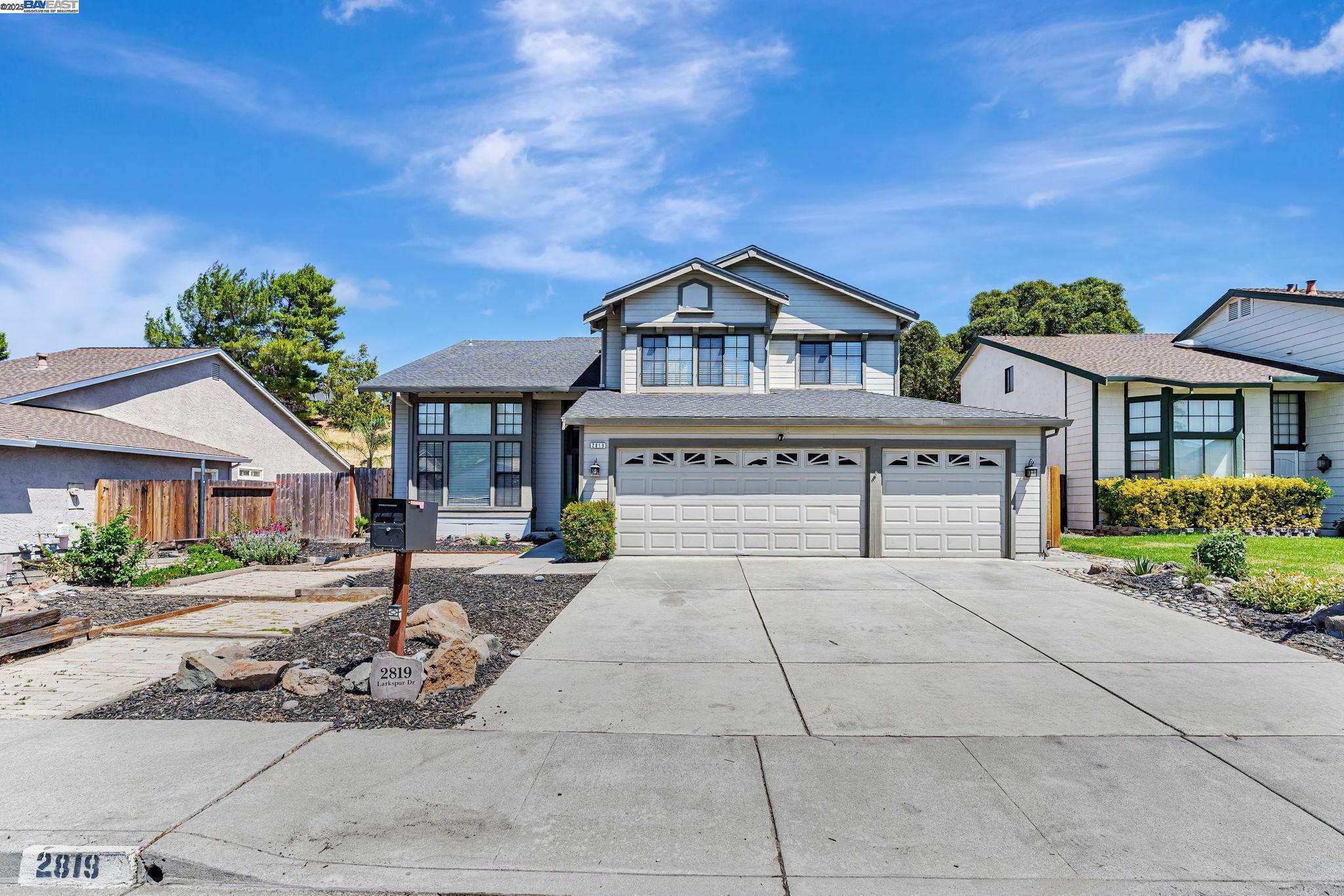 Detail Gallery Image 1 of 44 For 2819 Larkspur Dr, Antioch,  CA 94531 - 5 Beds | 3 Baths