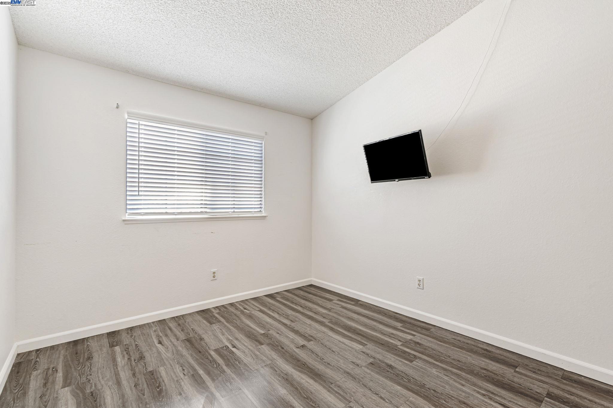 Detail Gallery Image 34 of 44 For 2819 Larkspur Dr, Antioch,  CA 94531 - 5 Beds | 3 Baths