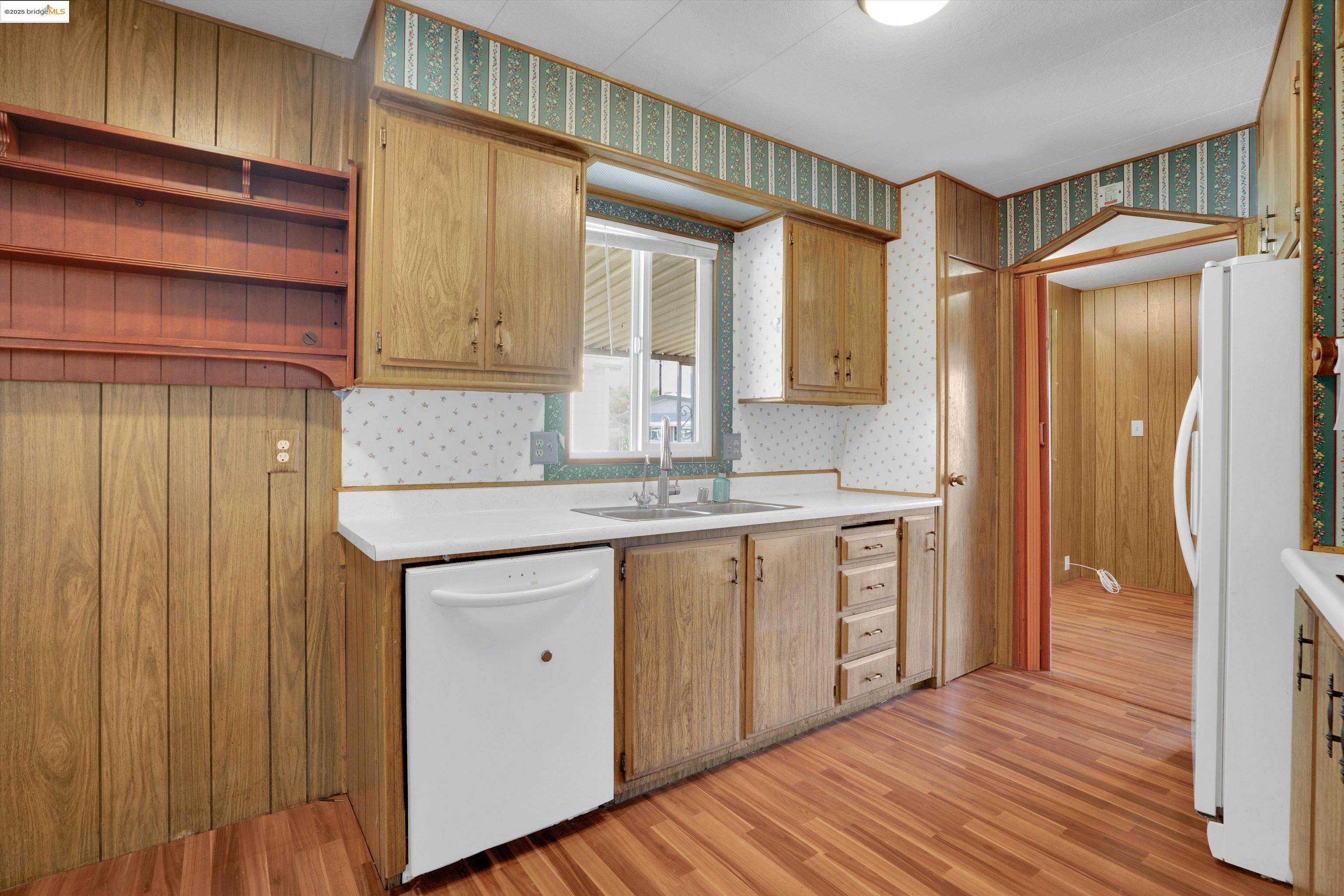 Detail Gallery Image 17 of 49 For 154 Santa Teresa, San Leandro,  CA 94579 - 2 Beds | 2 Baths