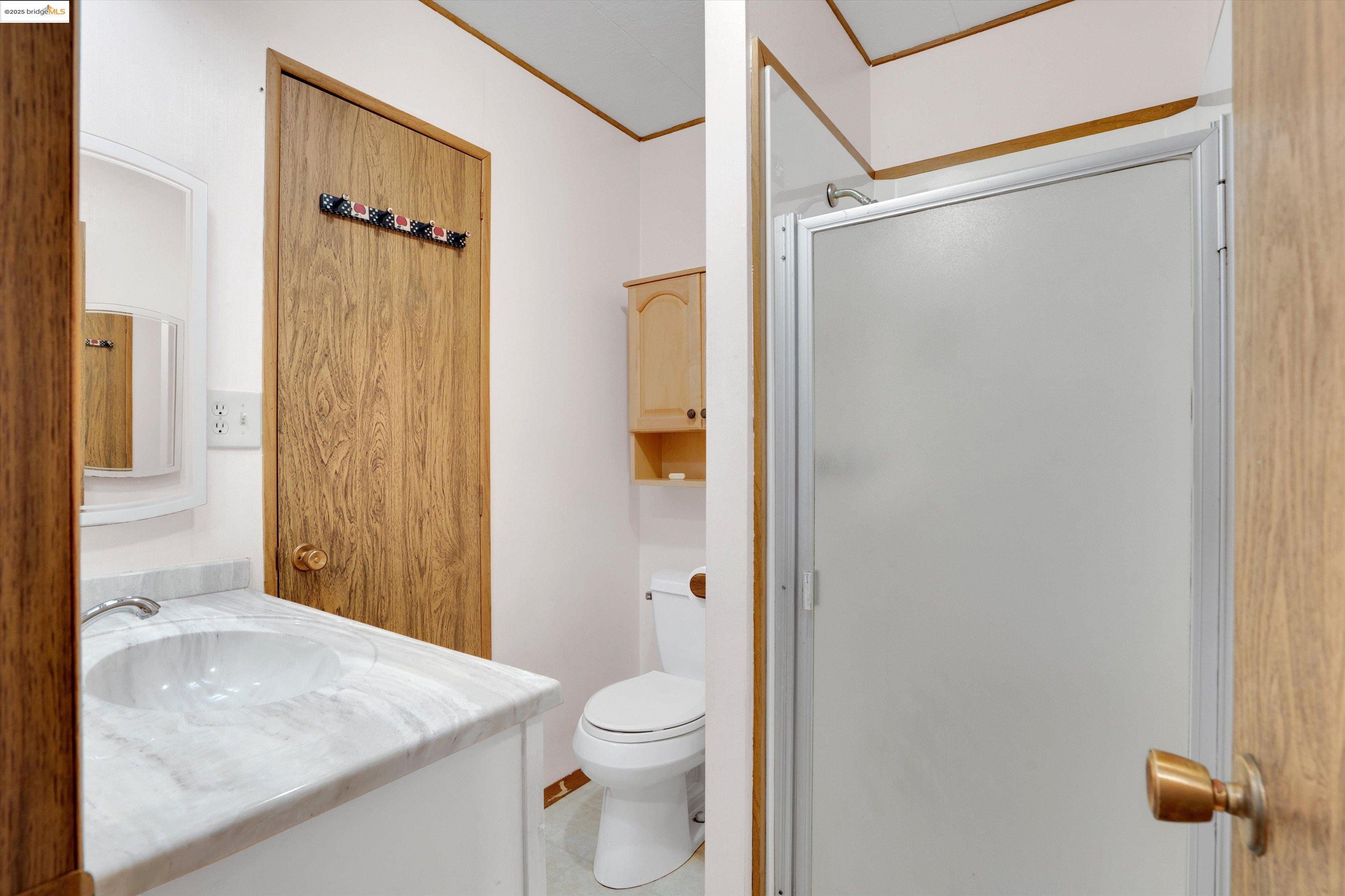 Detail Gallery Image 27 of 49 For 154 Santa Teresa, San Leandro,  CA 94579 - 2 Beds | 2 Baths