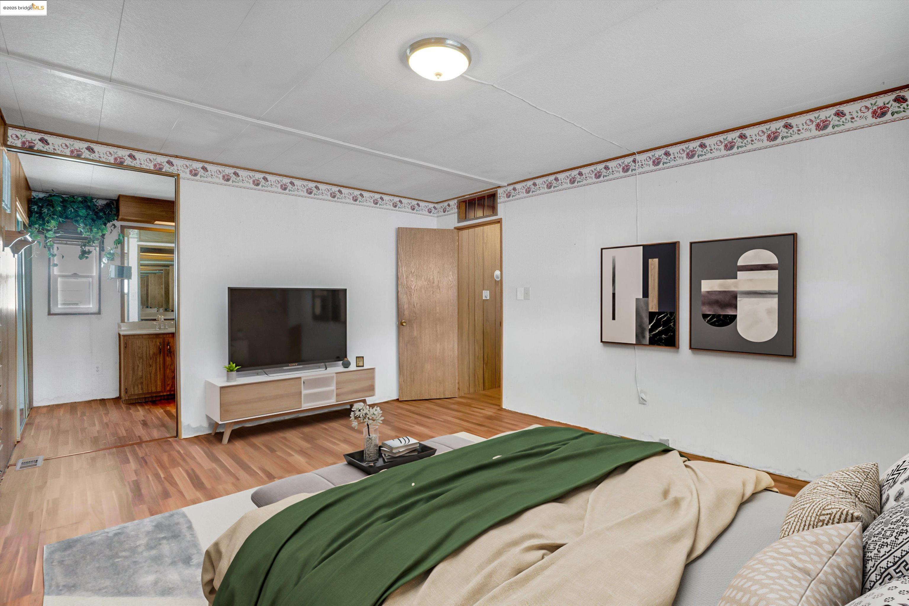 Detail Gallery Image 30 of 49 For 154 Santa Teresa, San Leandro,  CA 94579 - 2 Beds | 2 Baths