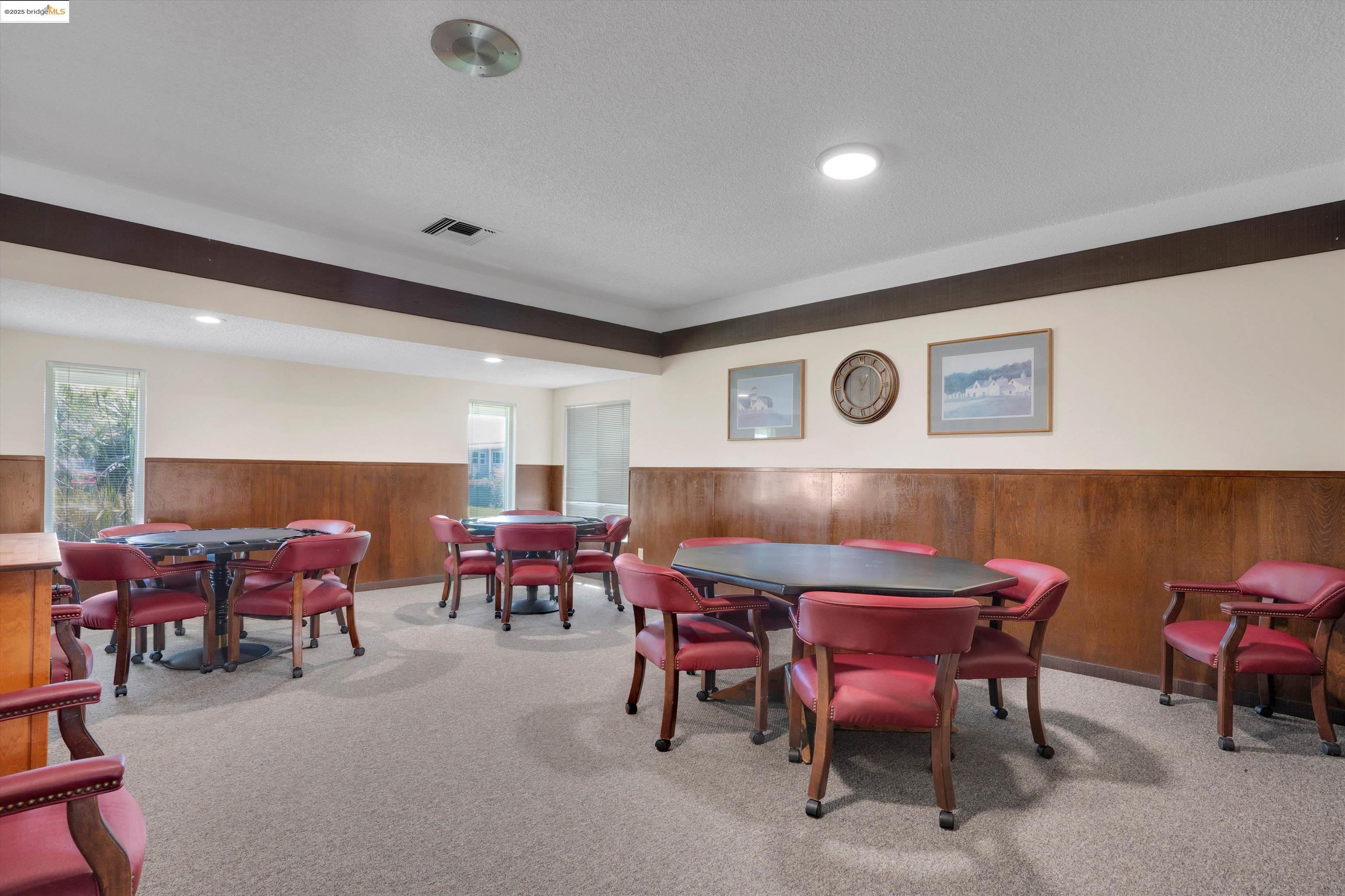 Detail Gallery Image 48 of 49 For 154 Santa Teresa, San Leandro,  CA 94579 - 2 Beds | 2 Baths