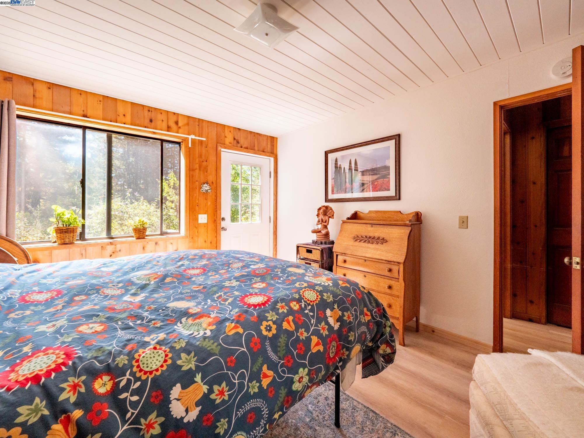 Detail Gallery Image 11 of 59 For 17900 Appian Way, Navarro,  CA 95463 - 3 Beds | 2 Baths