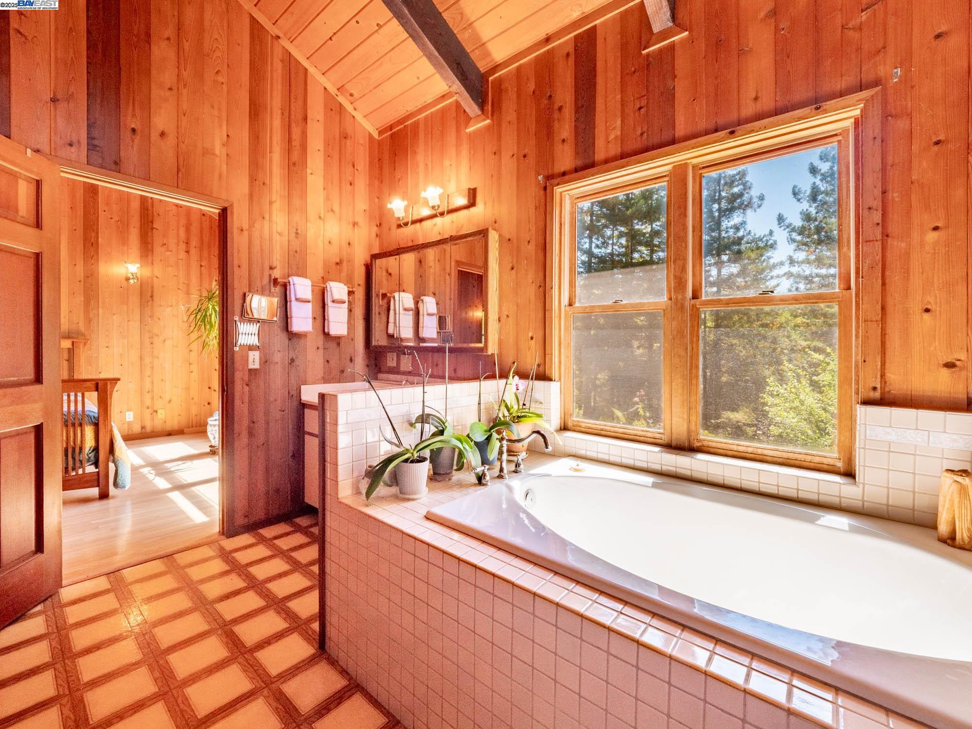 Detail Gallery Image 23 of 59 For 17900 Appian Way, Navarro,  CA 95463 - 3 Beds | 2 Baths