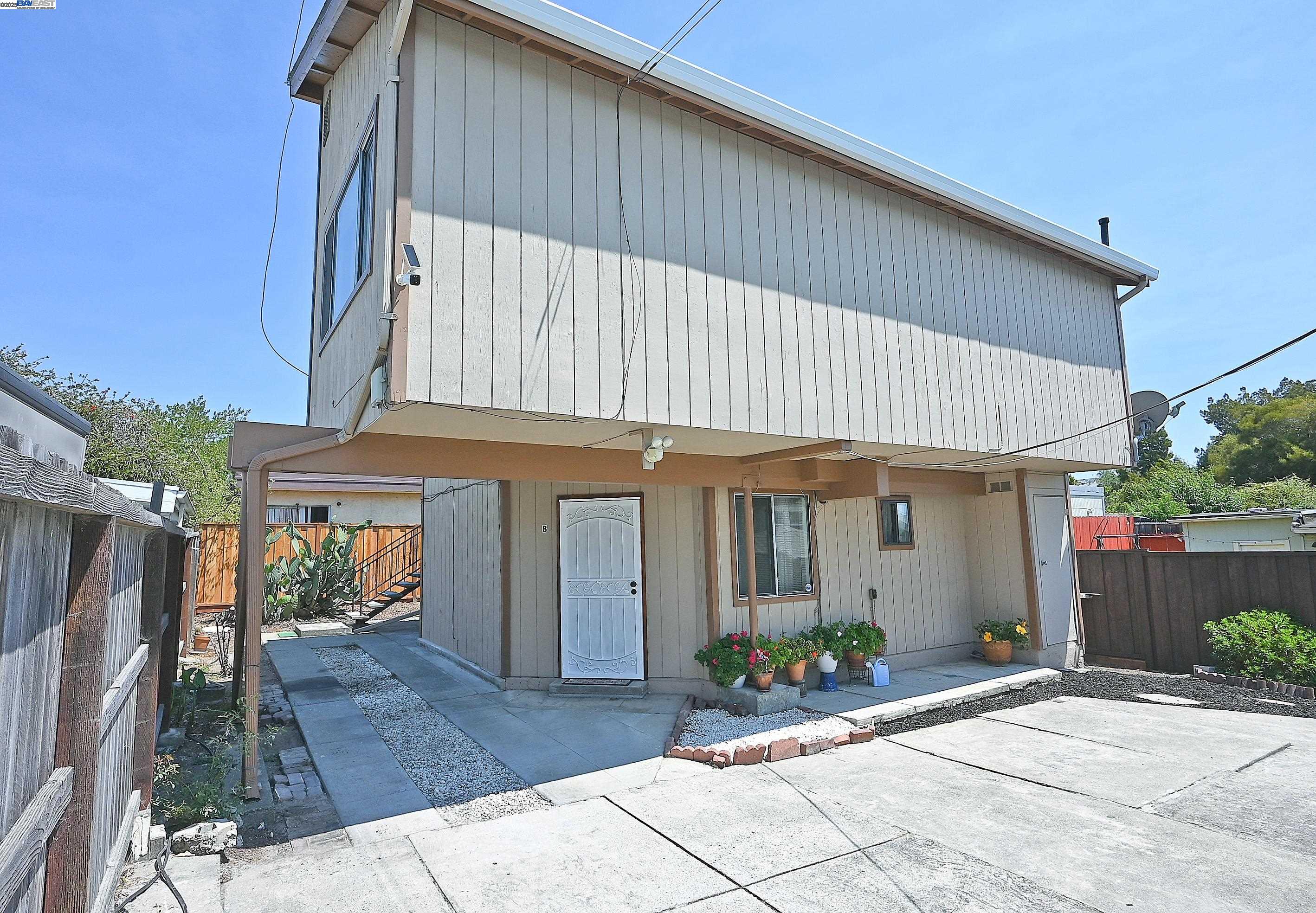 Detail Gallery Image 33 of 58 For 3914 Aqua Vista St, Oakland,  CA 94601 - – Beds | – Baths