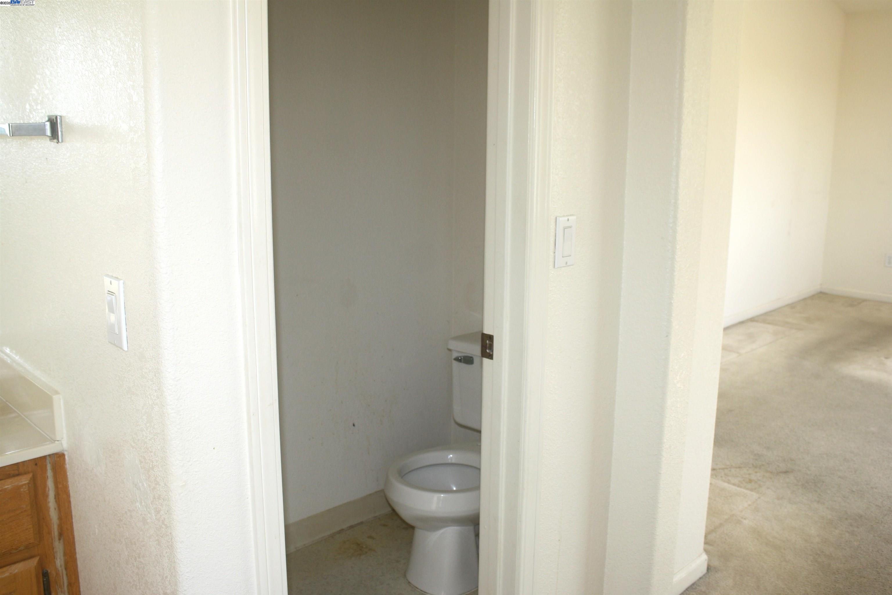 Detail Gallery Image 25 of 33 For 2011 Agate Ct, Vallejo,  CA 94591 - 5 Beds | 3 Baths