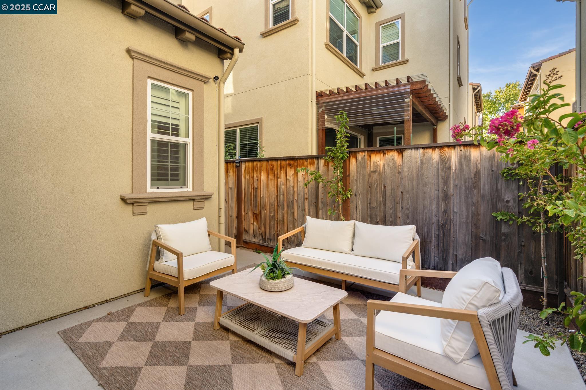 Detail Gallery Image 25 of 28 For 5110 Rowan Dr, San Ramon,  CA 94582 - 4 Beds | 3/1 Baths