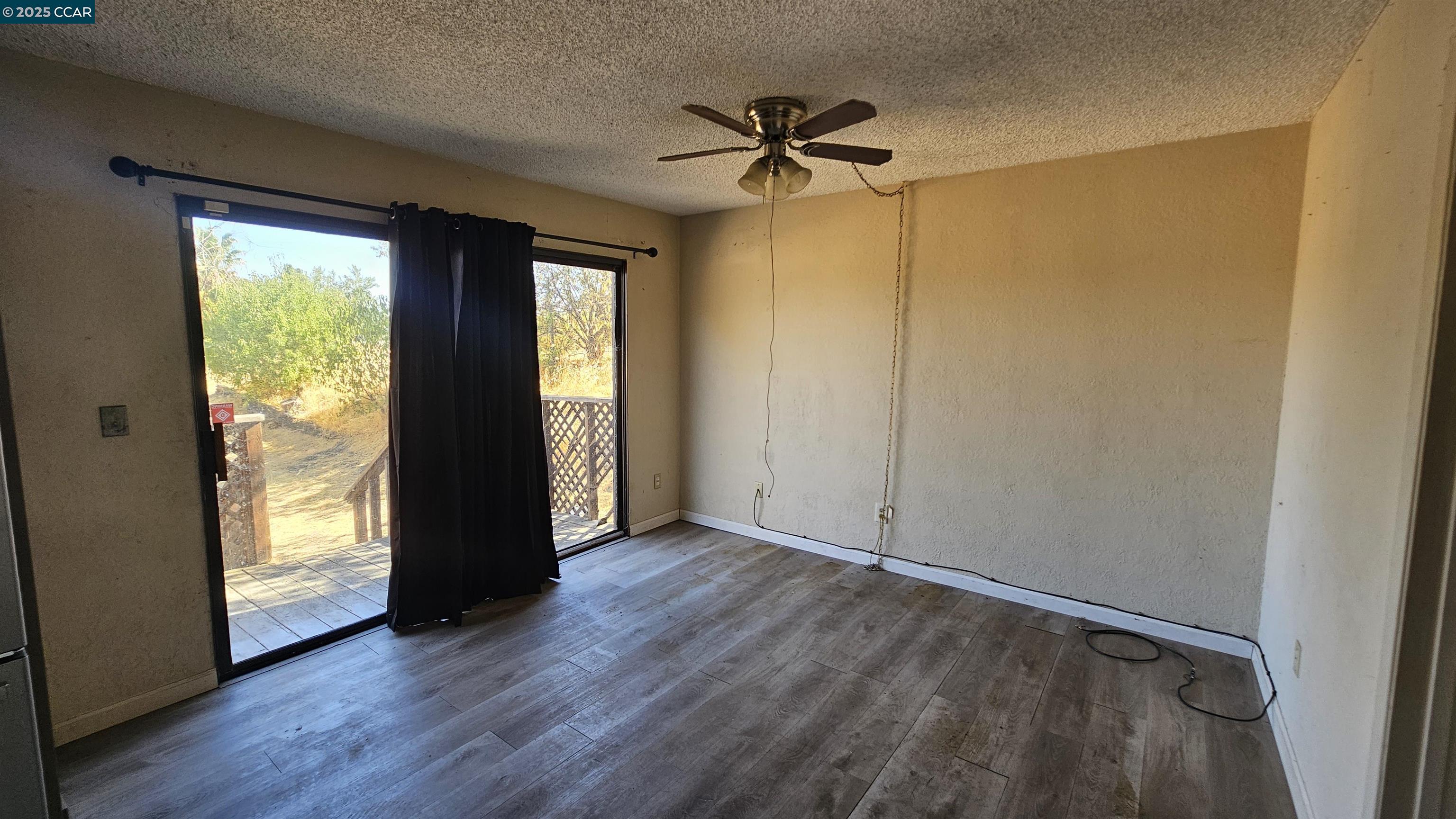 Detail Gallery Image 12 of 33 For 80 Mims Ave, Bay Point,  CA 94565-3233 - 4 Beds | 2/1 Baths