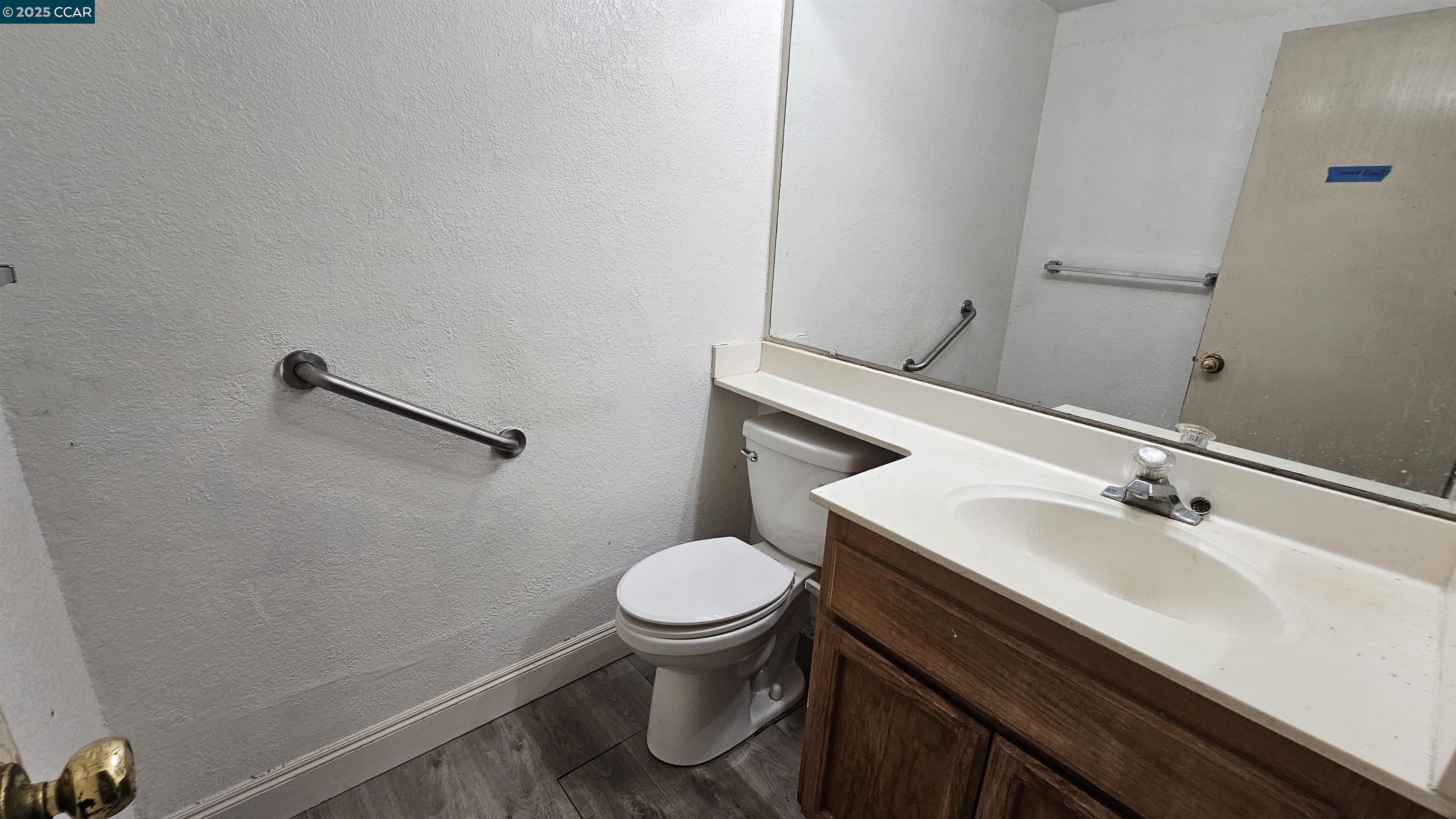 Detail Gallery Image 17 of 33 For 80 Mims Ave, Bay Point,  CA 94565-3233 - 4 Beds | 2/1 Baths